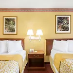 Howard Johnson By Wyndham Orlando-International Drive