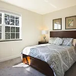 Serenity By Vhc Hospitality