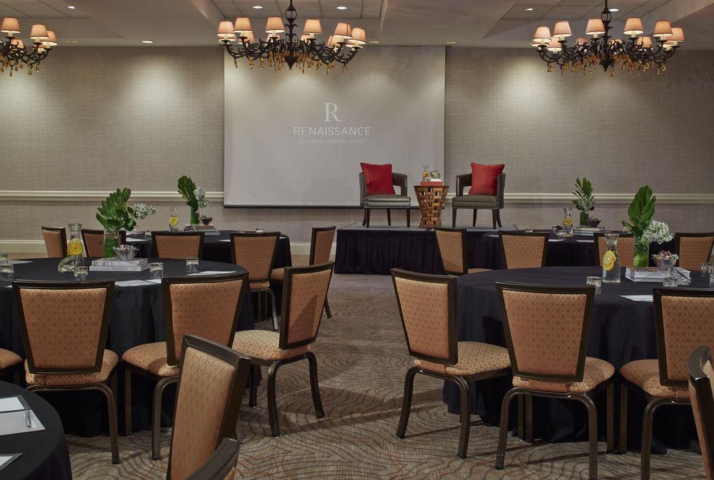 Hotel Renaissance Airport 4*