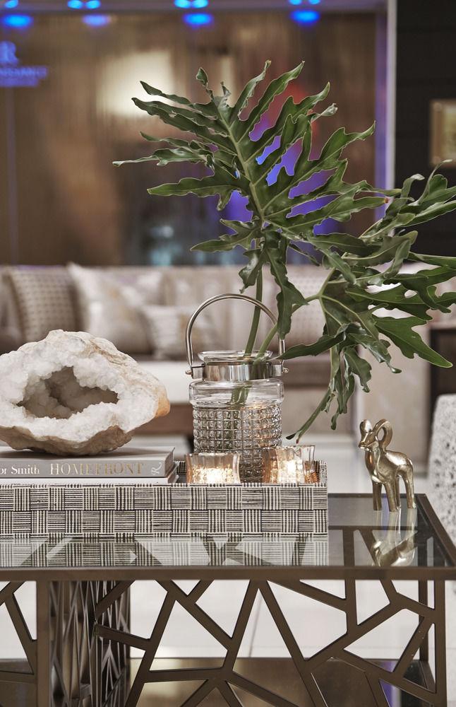 Renaissance Airport Hotel 4*