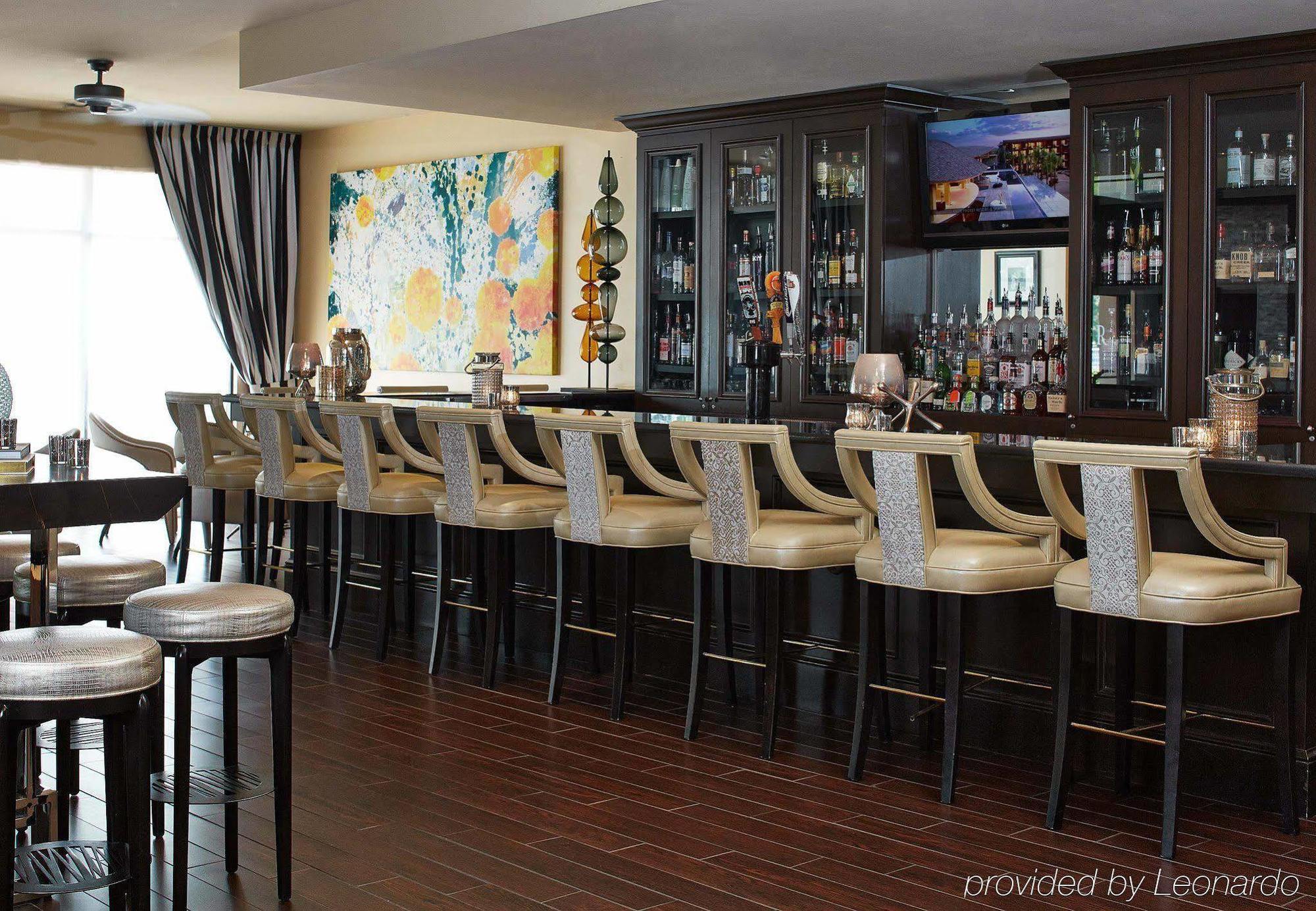 Renaissance Airport Hotel