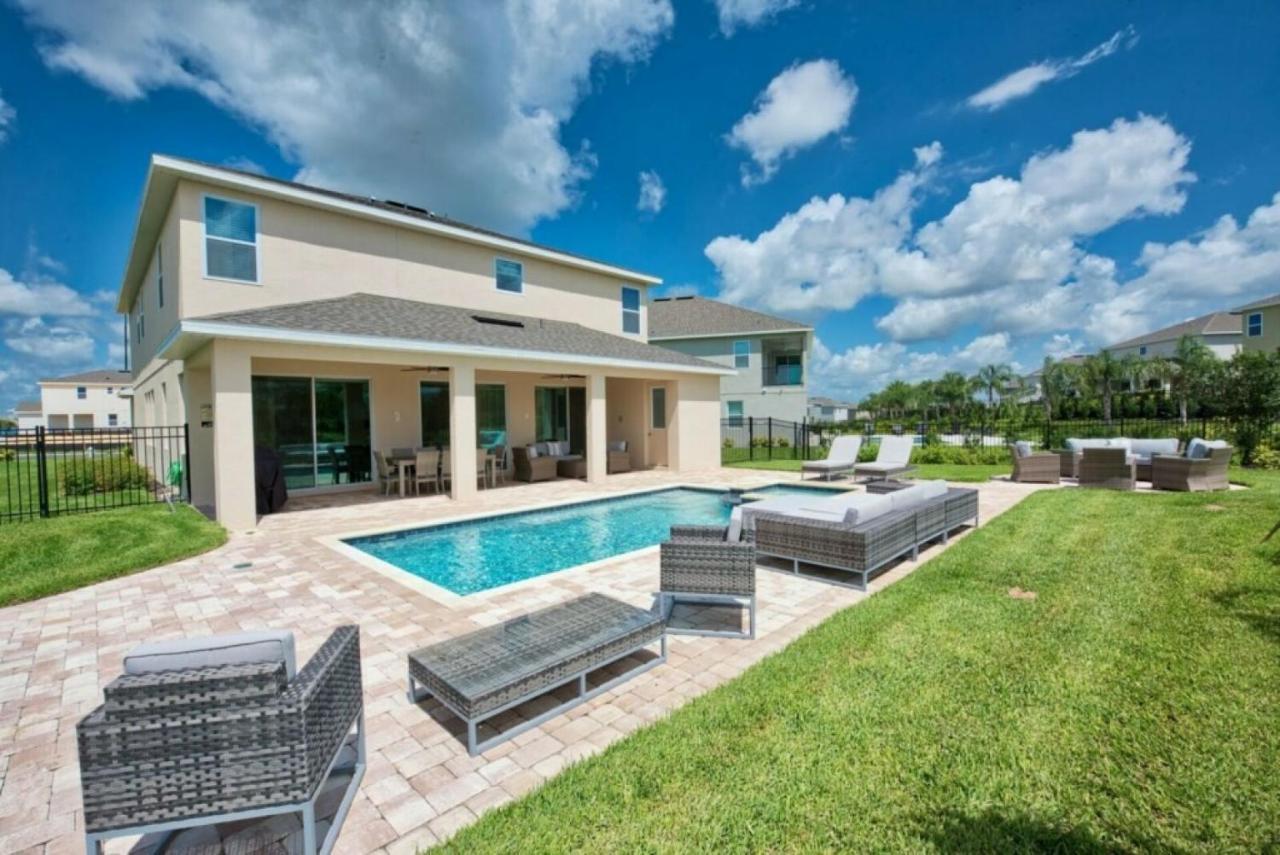 Luxury 9 Bedrooms With Private Pool And Grill 261 * Orlando