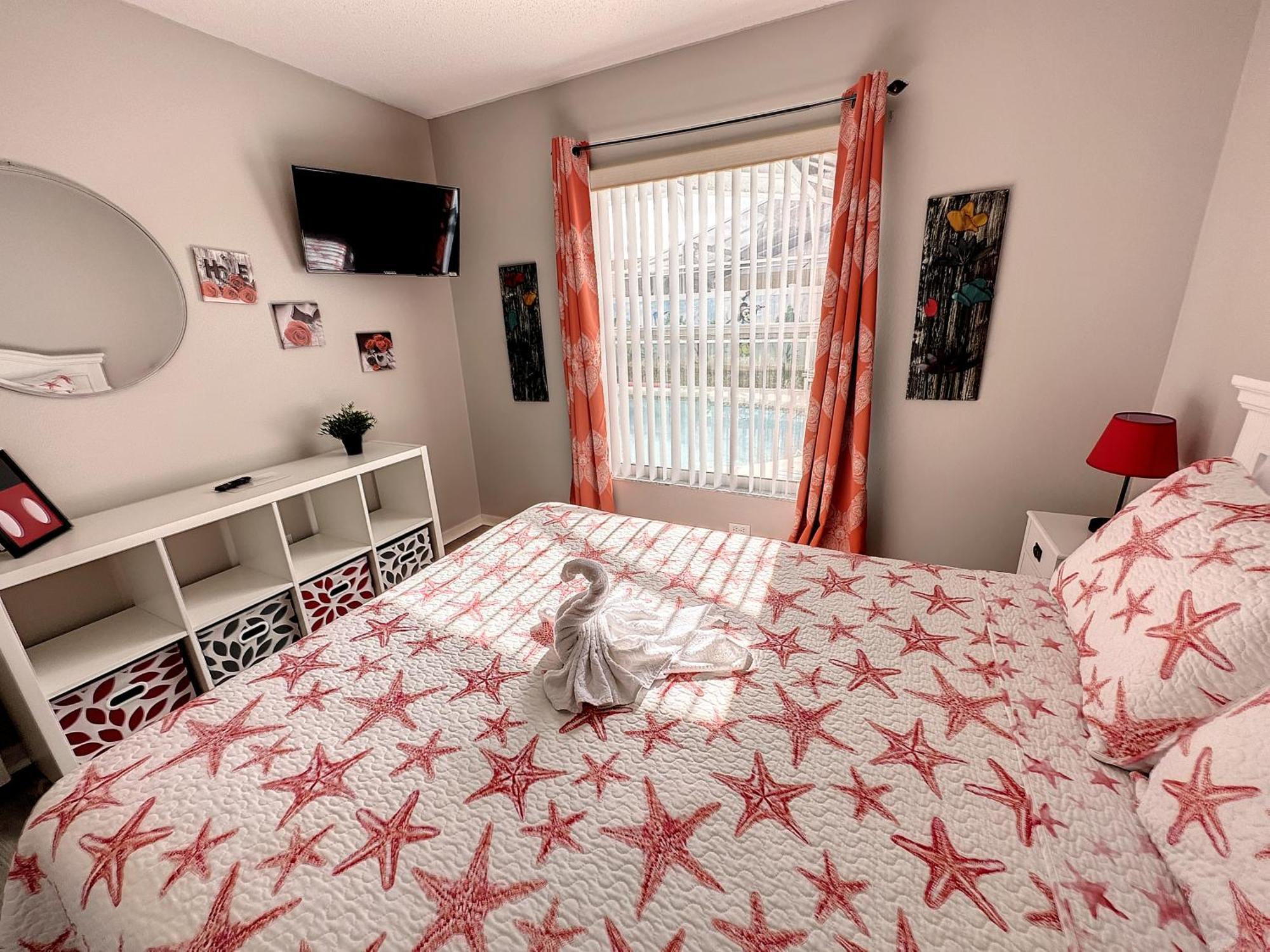 Mickey Funhouse, Pool, Fenced , Pets, Games Orlando
