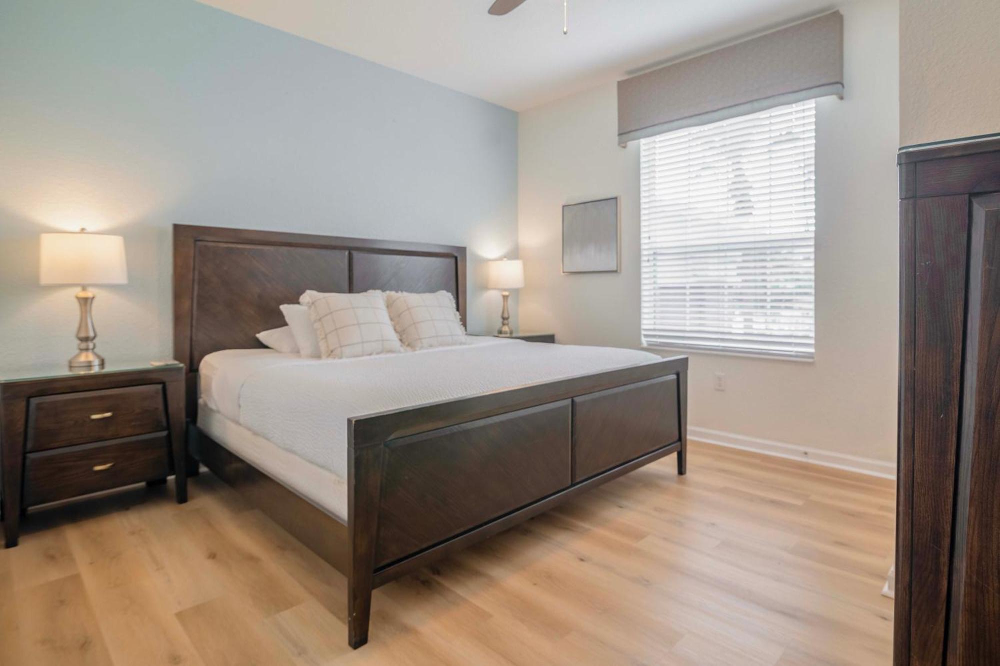 Vista Cay Poolside Retreat: Convention Center Proximity