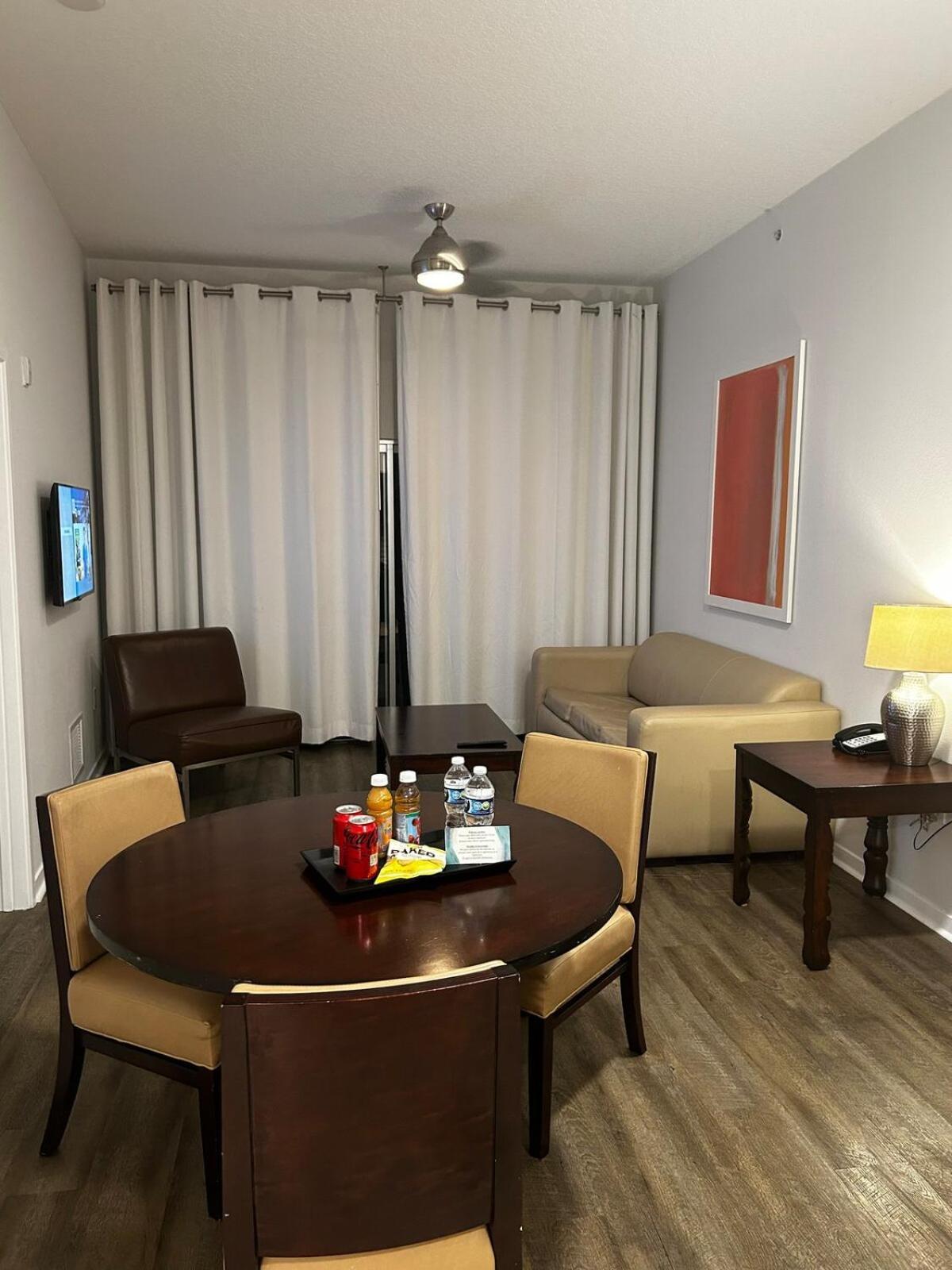 Stylish 2br Near Parks Orlando
