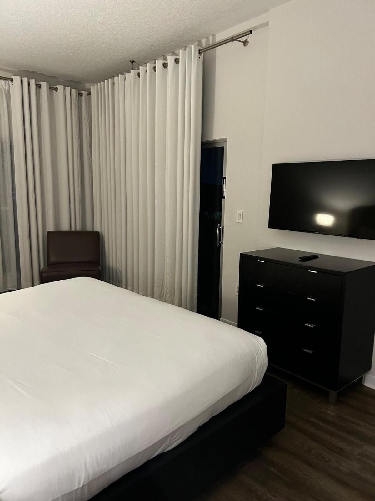Stylish 2br Near Parks Orlando
