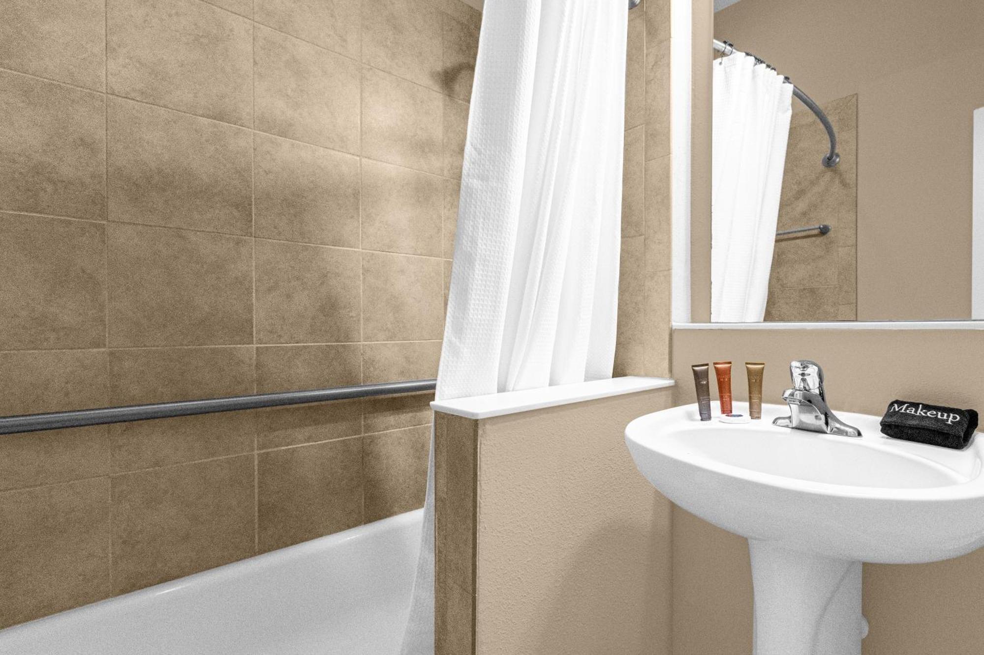 Holiday home Long Weekend Escape - Townhome By Disney! *