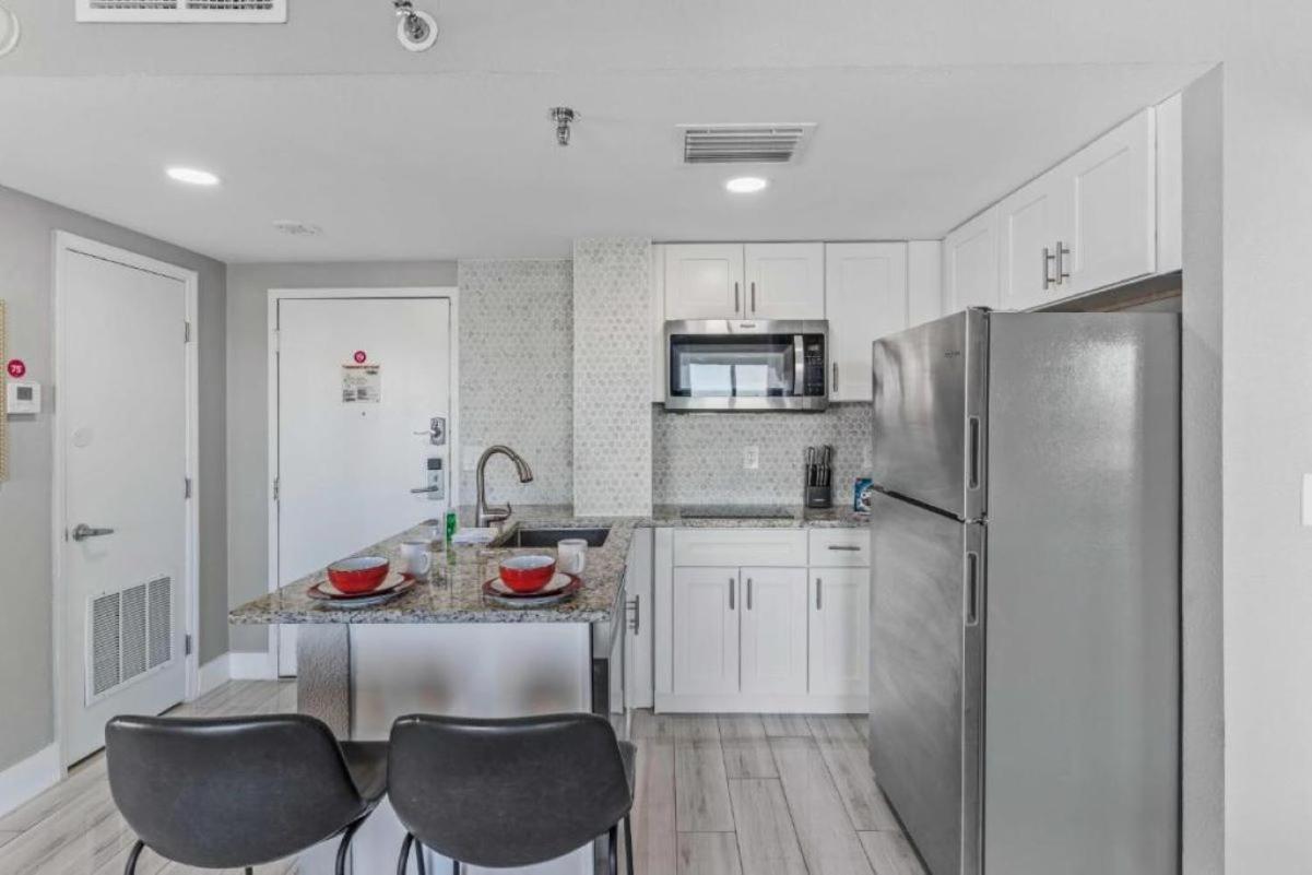 3805 Enclave Apartment