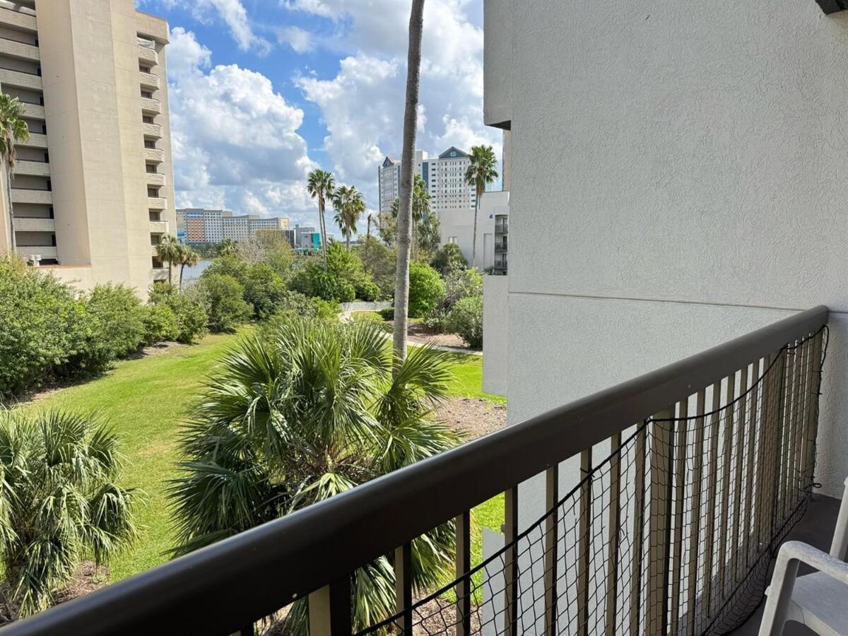 Apartment 3315 Front Near Universal *