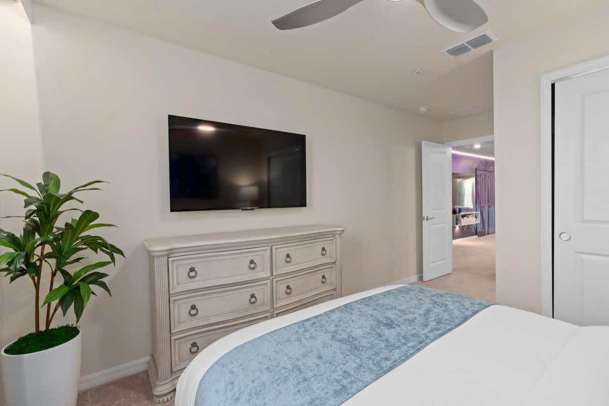 Holiday home New Themed Ultra Comfortable Heated Private Pool Game Family Near Orlando