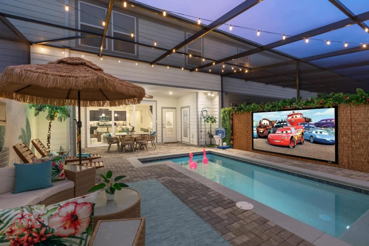 New Themed Ultra Comfortable Heated Private Pool Game Family Near * Orlando