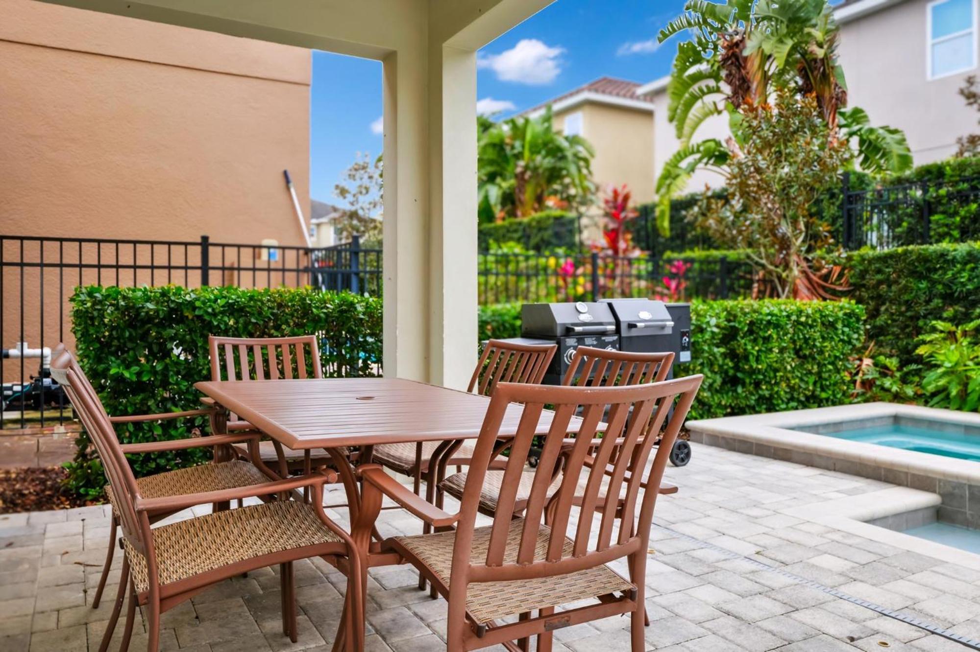 Holiday home Charming With Private Pool, Theme And Foosball Table Near With Waterpark Access At Encore - 370la