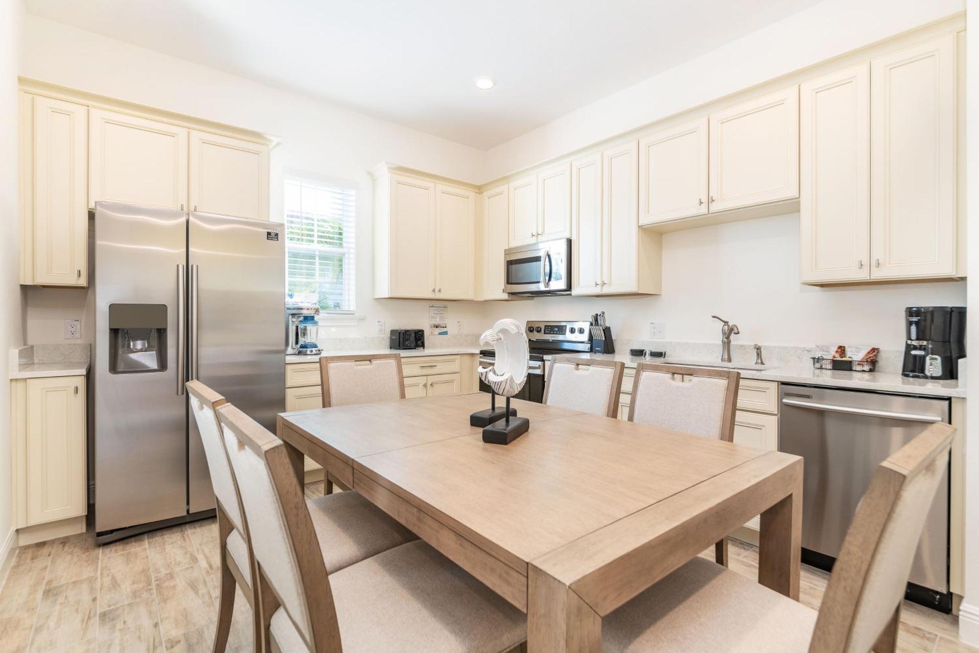Charming 3 Miles From With Margaritaville Island H2o Access - 8083kd Holiday home *