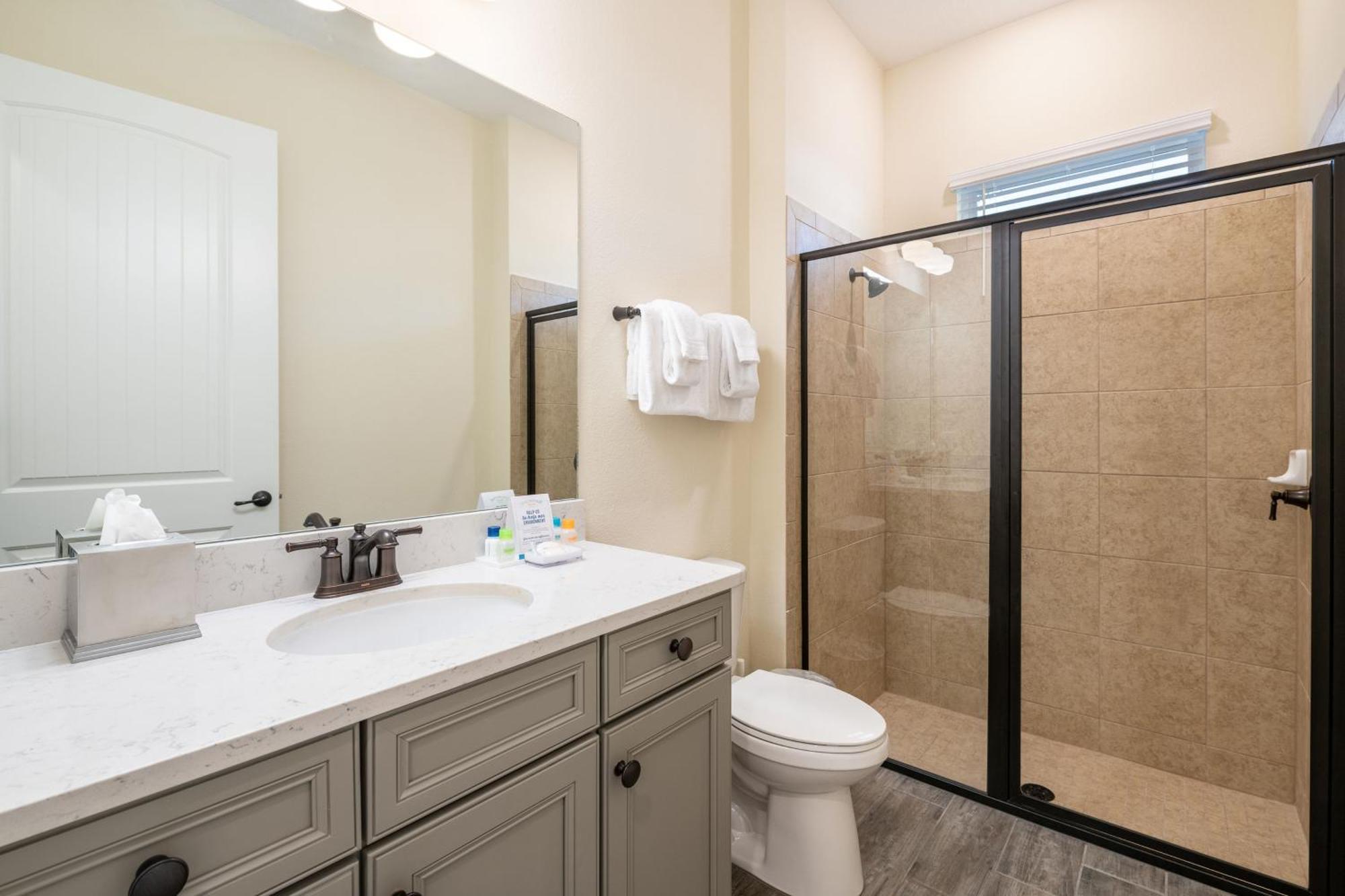 Comfy Near With Margaritaville Island H2o Access - 8087kd *