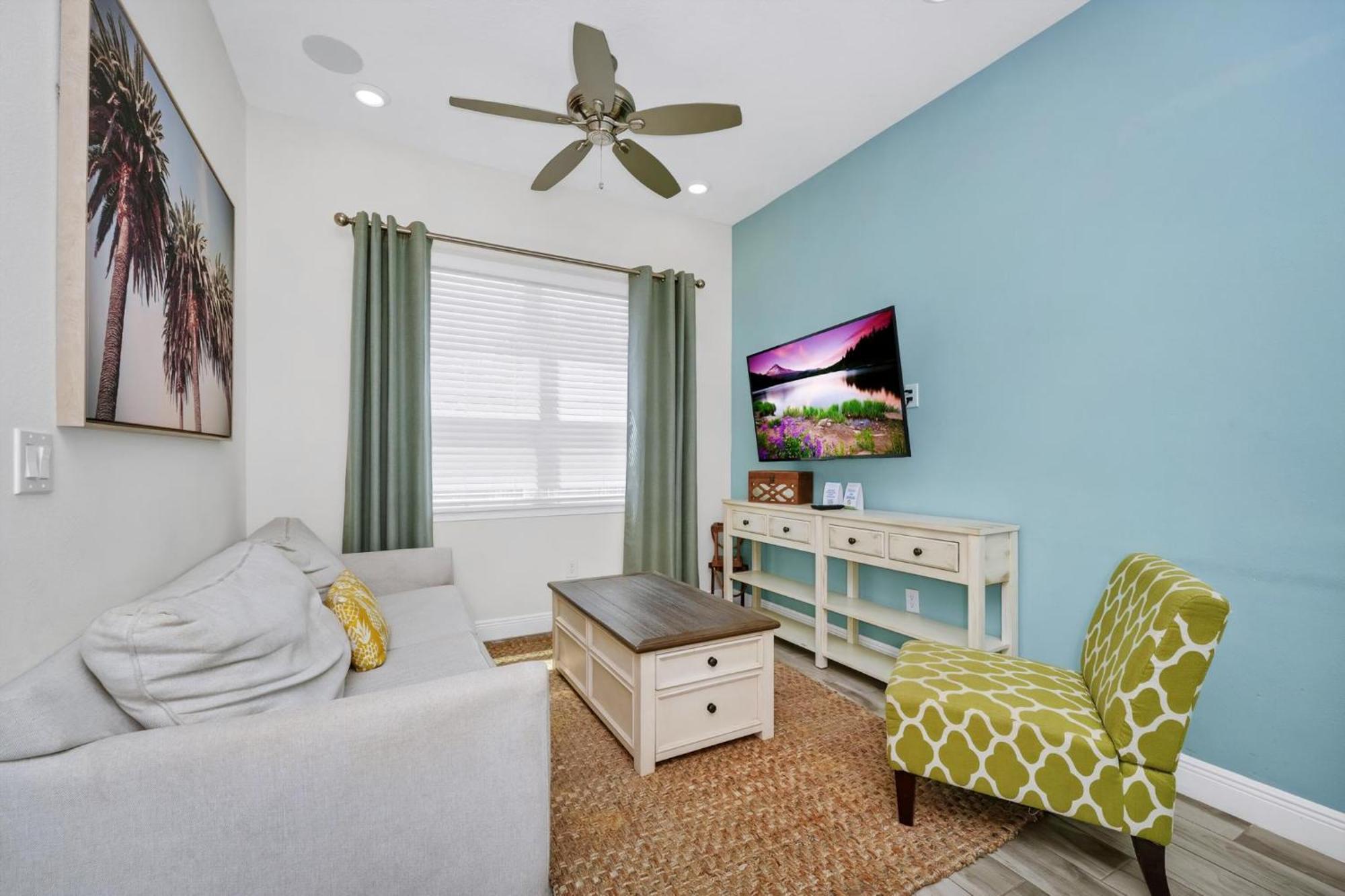 Dreamy With Private Pool Near With Margaritaville Island H2o Access - 8082kd