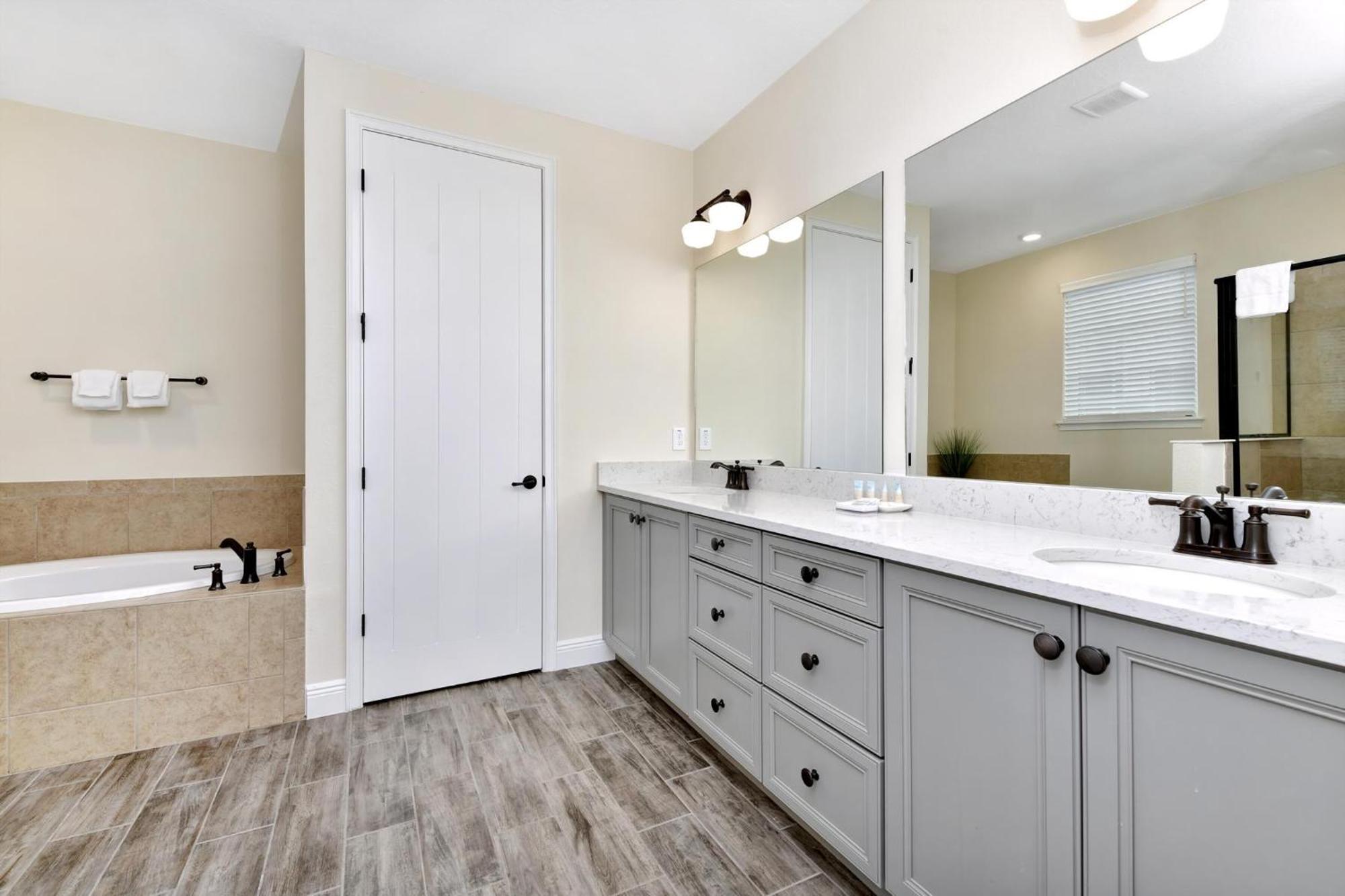 Casa de férias Blue Moon Luxurious With Private Pool Near With Margaritaville Island H2o Access - 8073su Orlando
