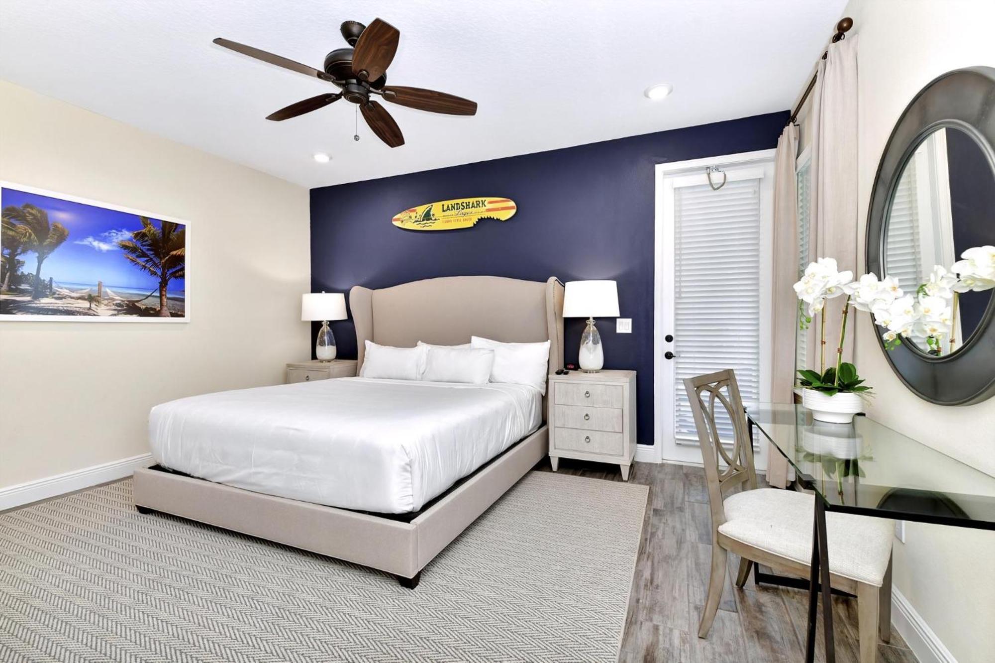 Blue Moon Luxurious With Private Pool Near With Margaritaville Island H2o Access - 8073su