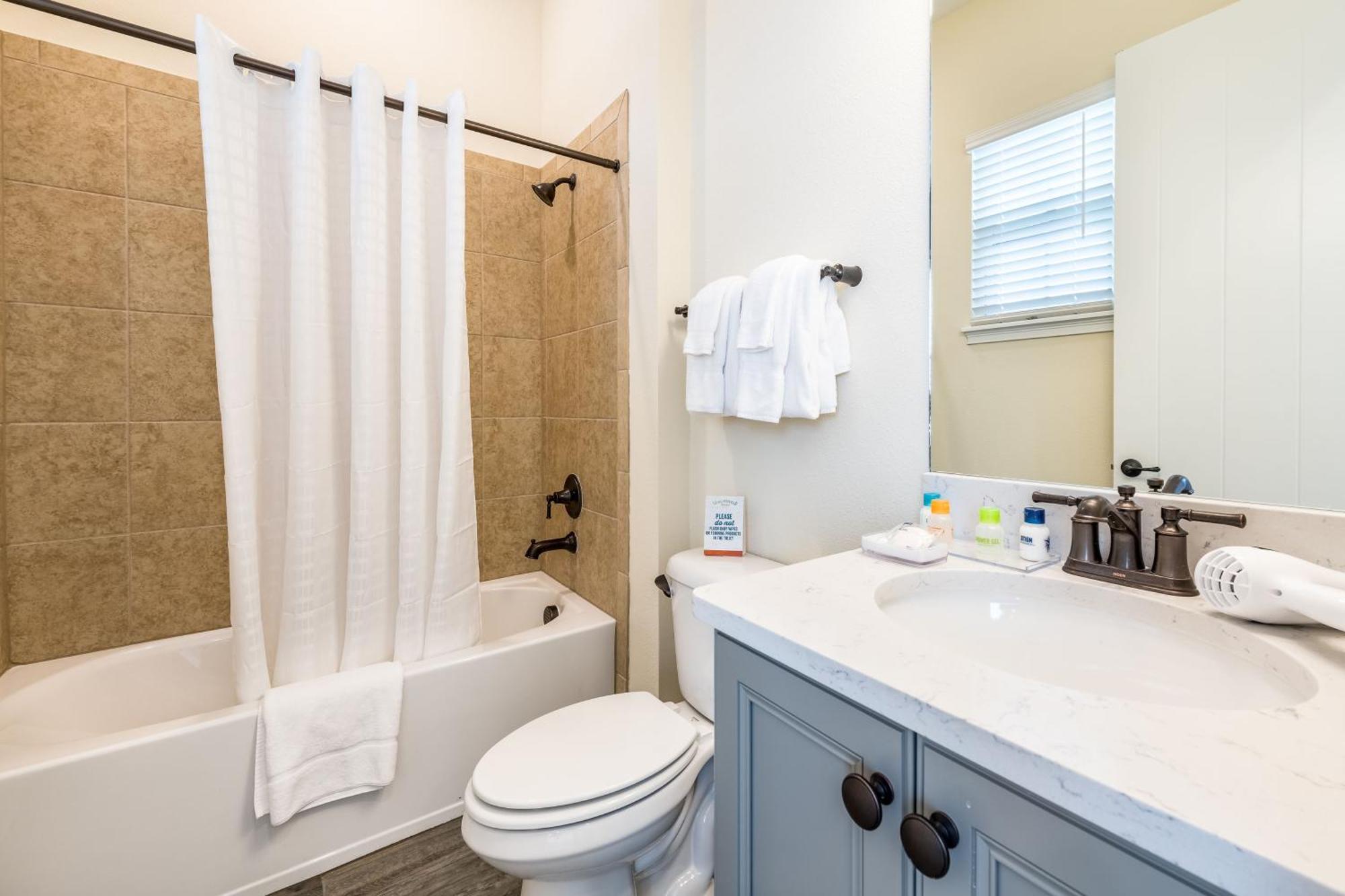 Holiday home Sail Away! Beautiful With Private Hot Tub Near With Margaritaville Island H2o Access - 3045sp *