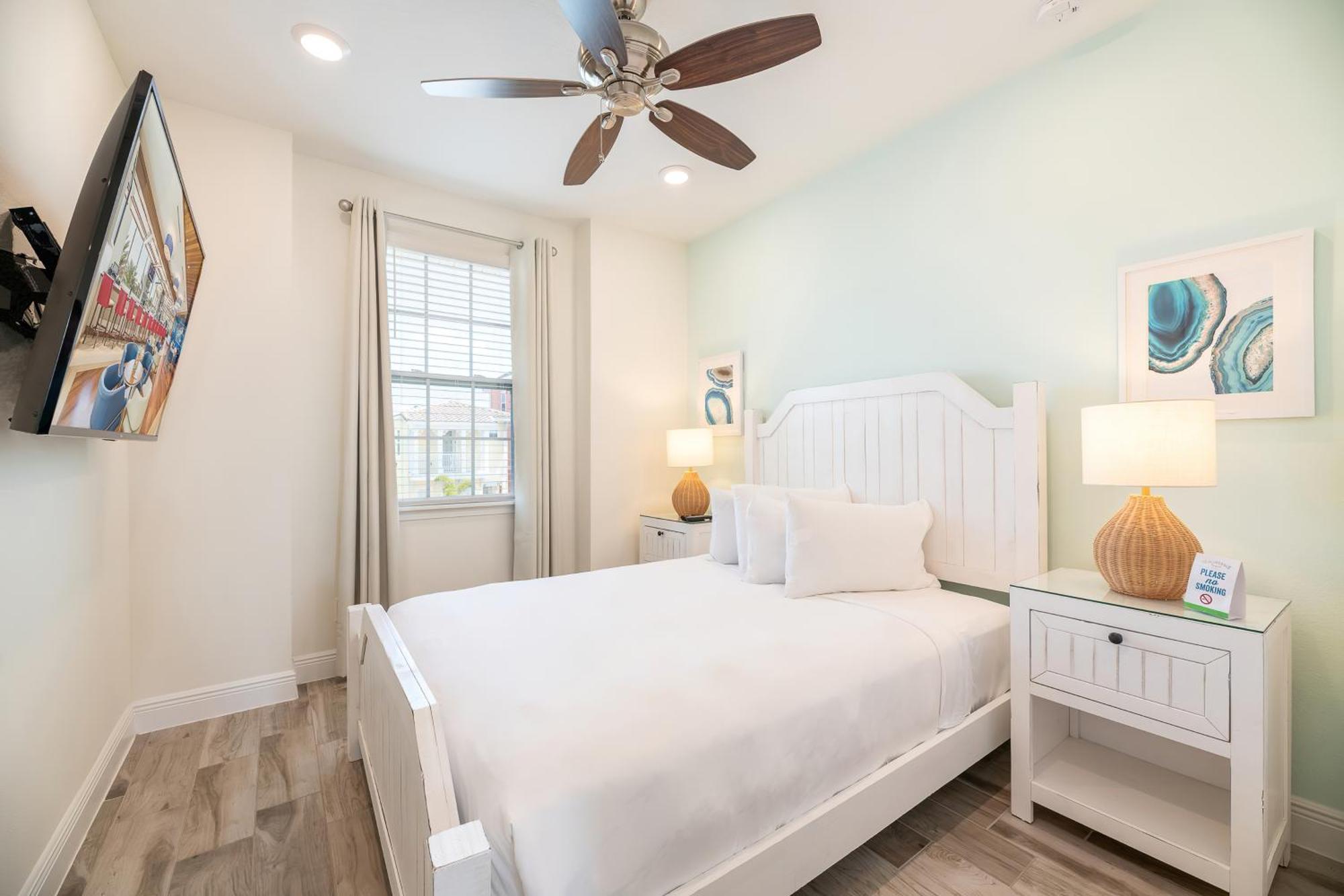 Dreamy With Private Pool Near And Margaritaville Island H2o Amenities - 8019kd *