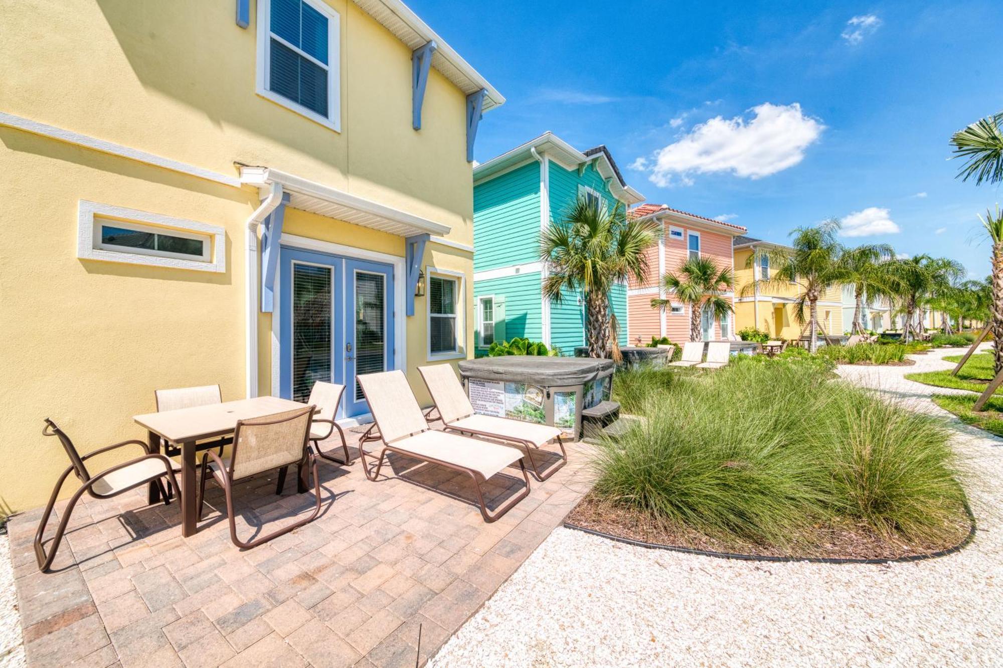Sunkissed With Hot Tub Near With Margaritaville Island H2o Access - 8046su Holiday home Orlando