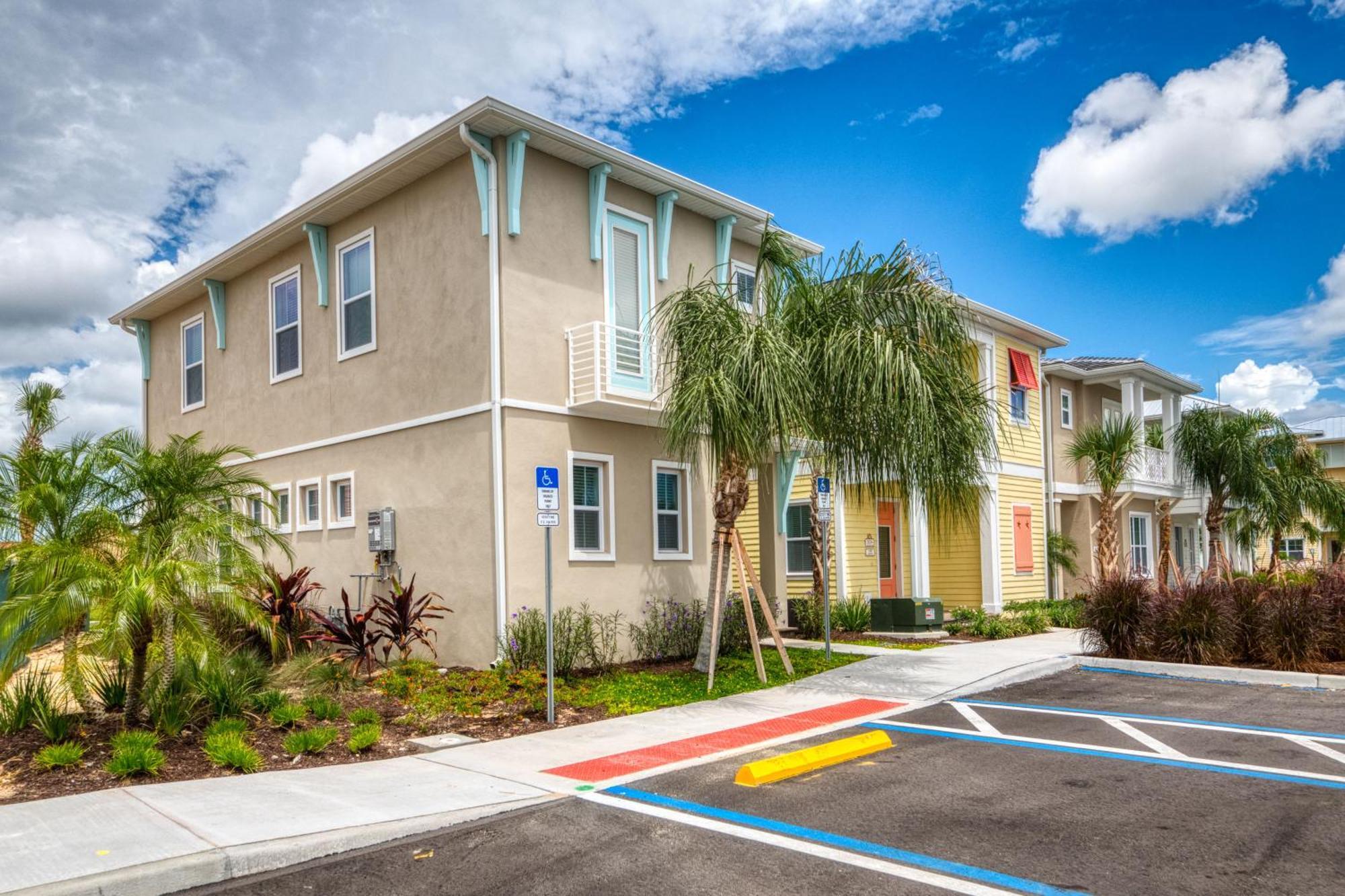 Dreamy With Private Hot Tub Near With Margaritaville Island H2o Access - 3020la Holiday home *