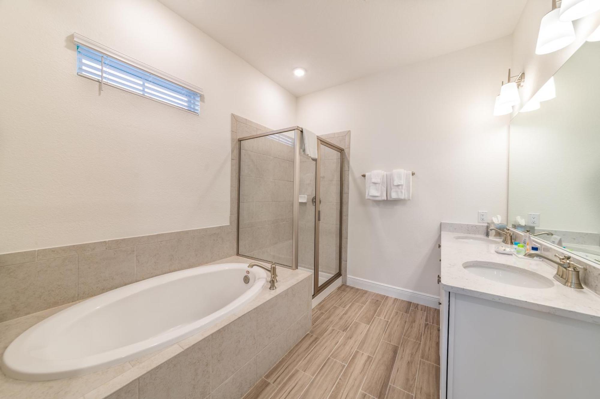 Holiday home Ocean Waves With Private Pool Near With Margaritaville Island H2o Access - 8001su *