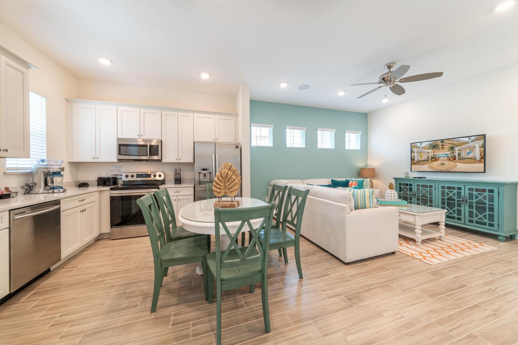 Holiday home We Be Jammin With Private Hot Tub Near With Margaritaville Island H2o Access - 8020dr *