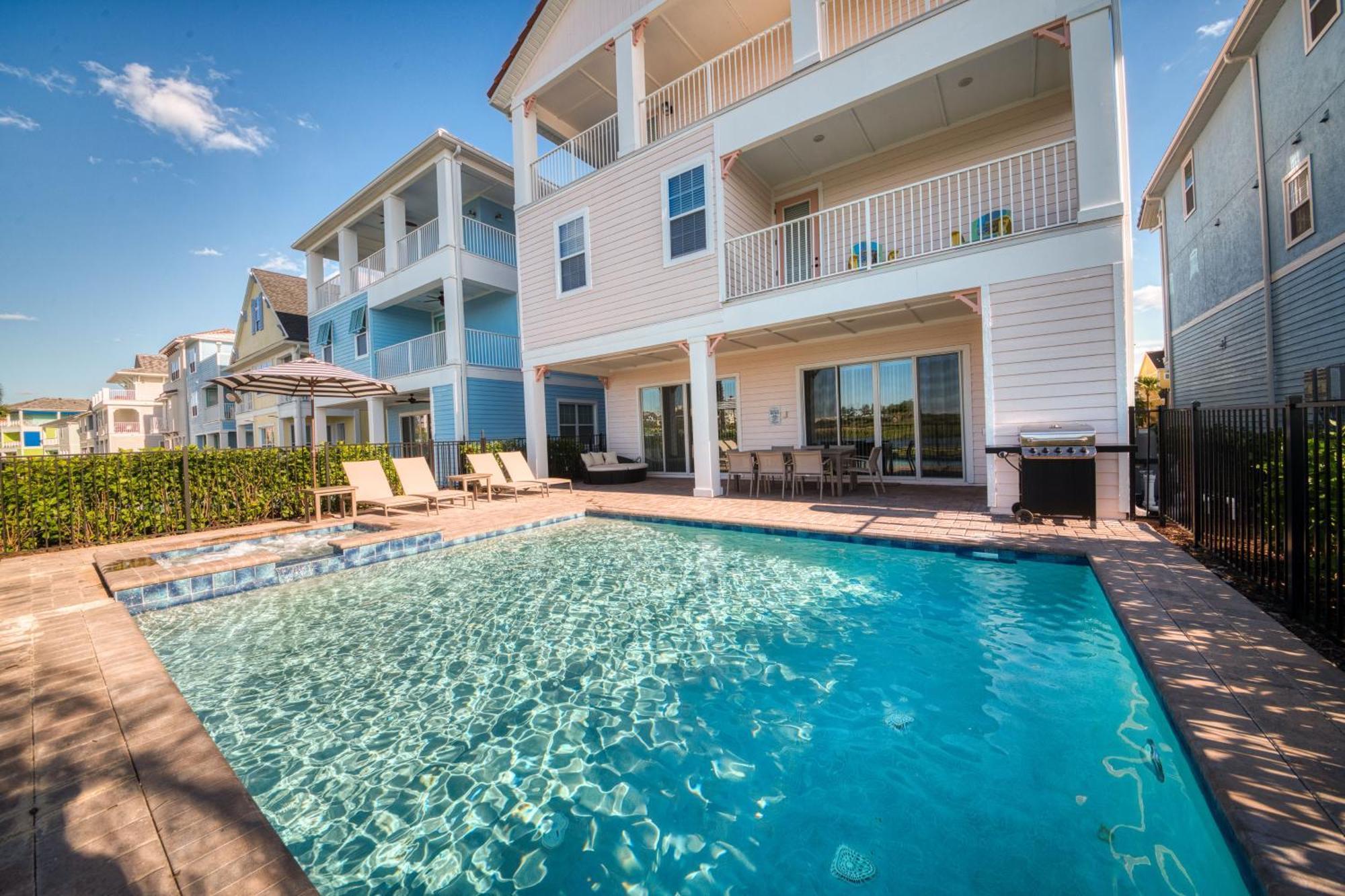 Amazing With Private Pool Near With Margaritaville Island H2o Access - 3060ph Holiday home