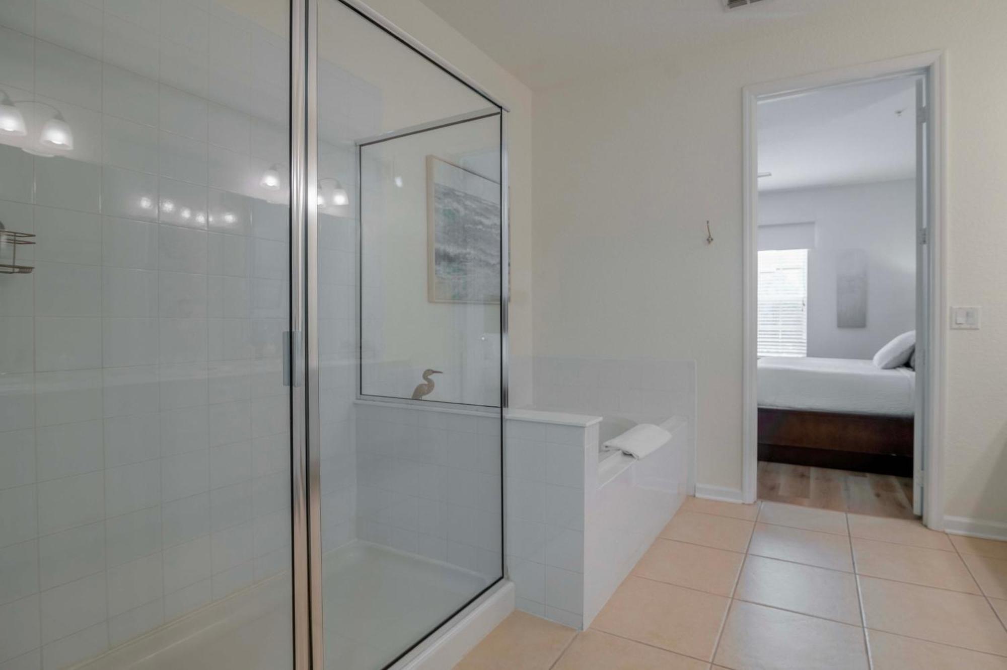 Vista Cay Poolside Retreat: Convention Center Proximity *