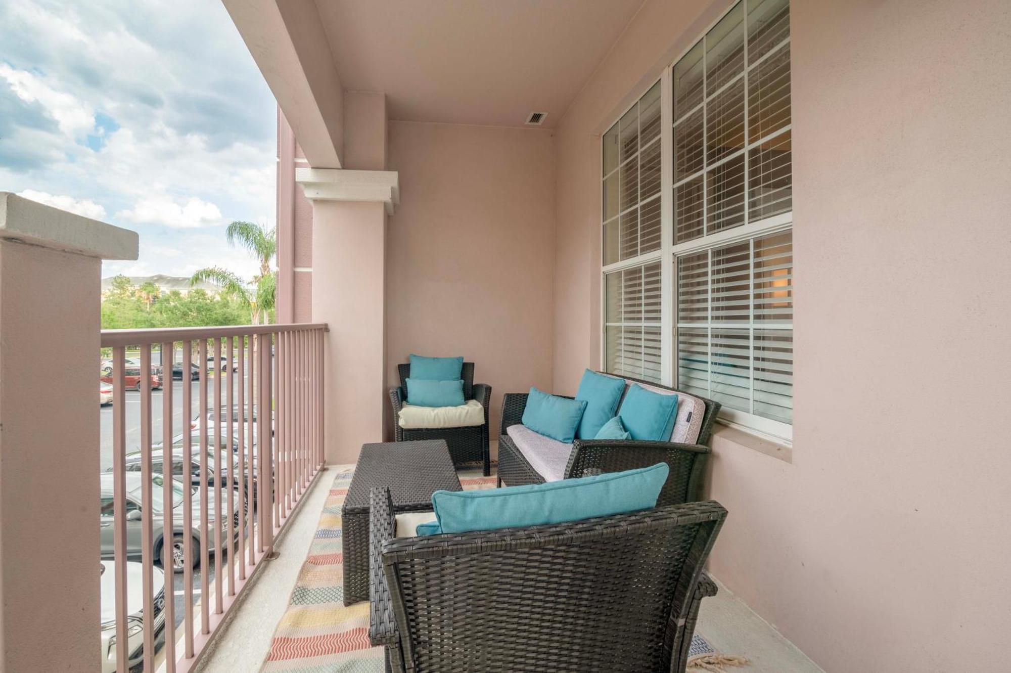 Holiday home Vista Cay Poolside Retreat: Convention Center Proximity *