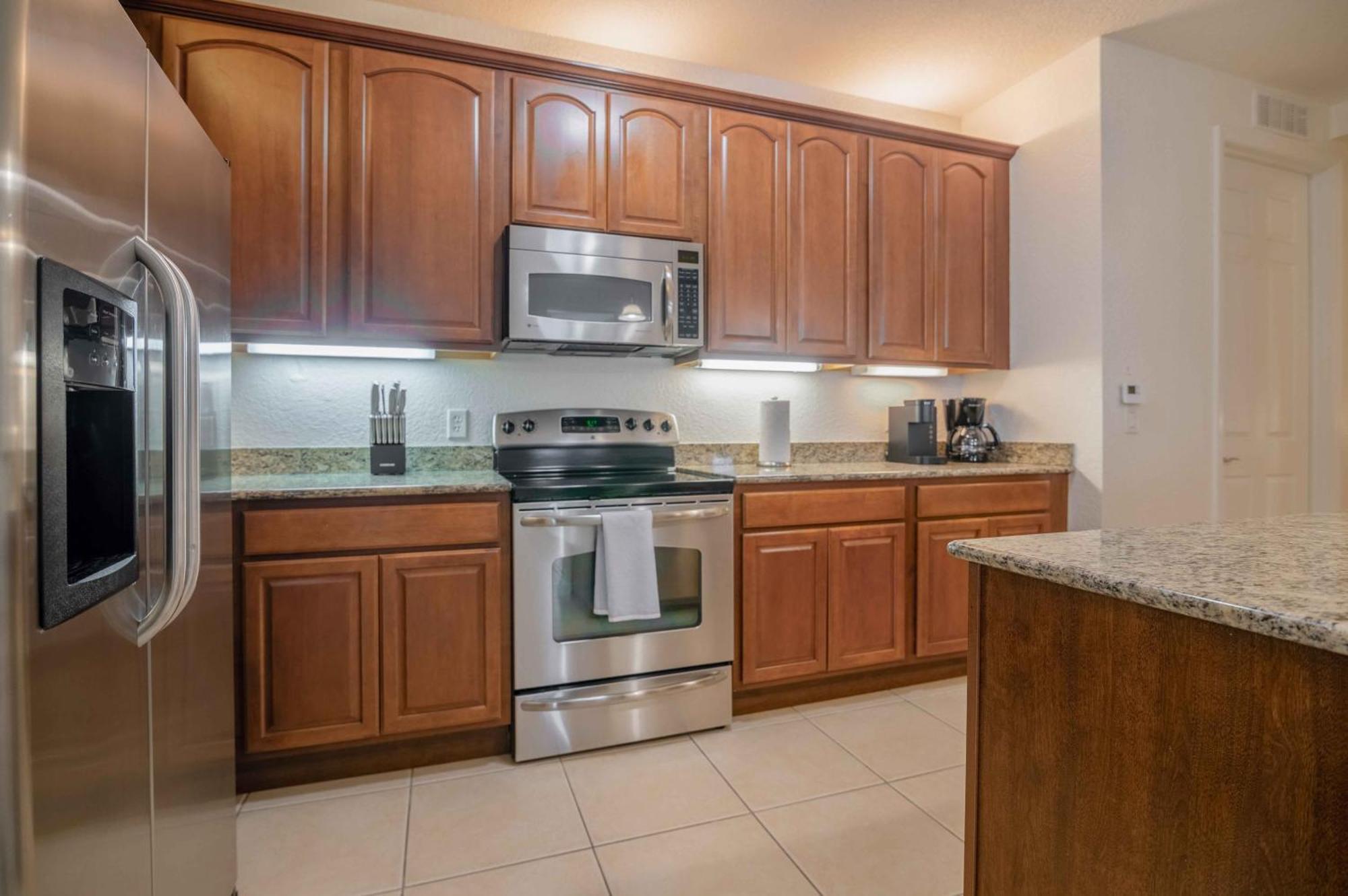 Vista Cay Poolside Retreat: Convention Center Proximity Holiday home Orlando