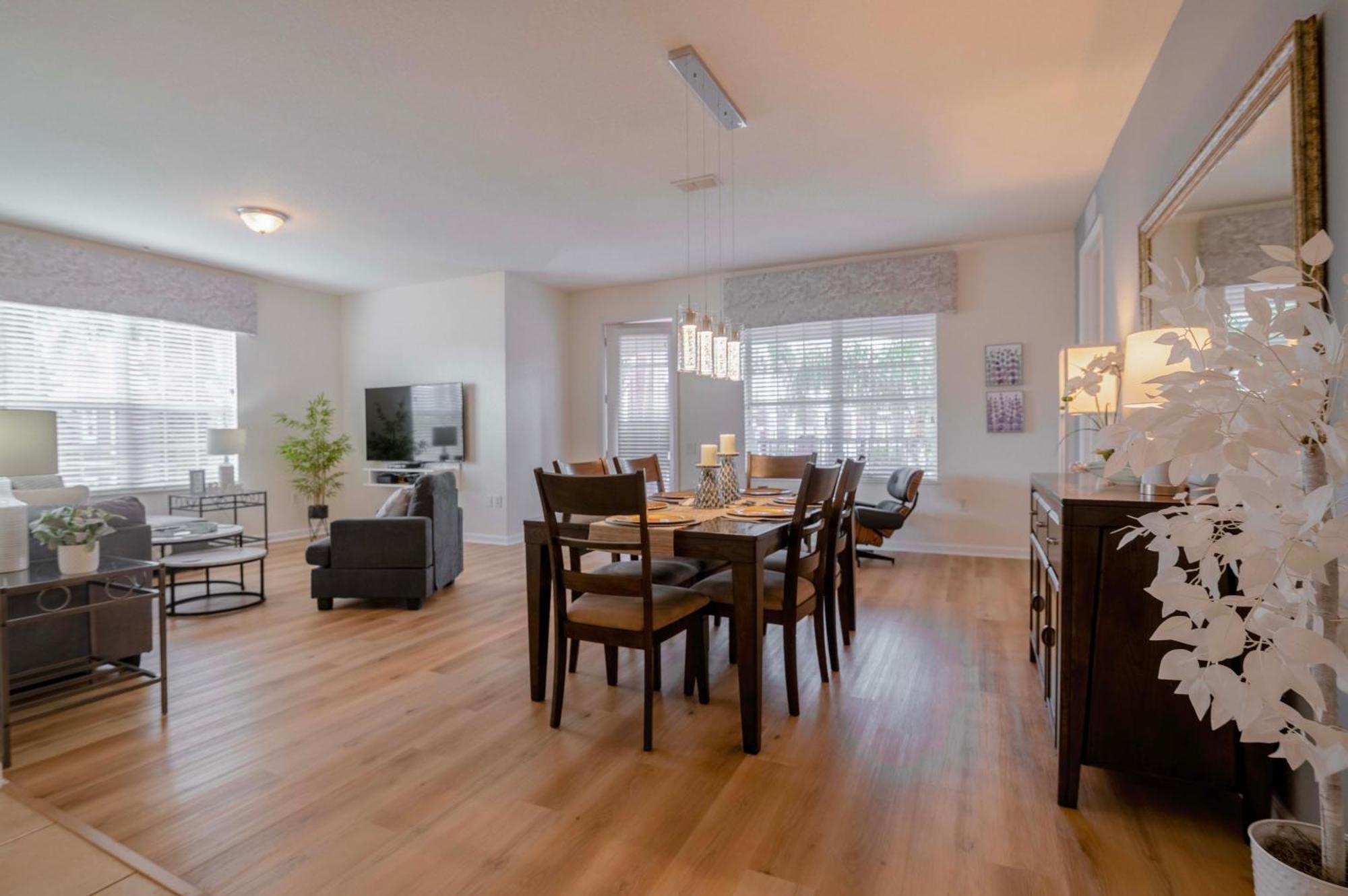 Vista Cay Poolside Retreat: Convention Center Proximity