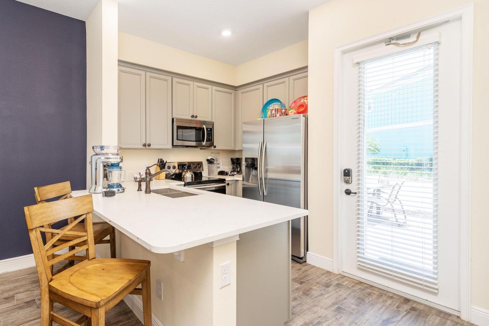Celestial Near With Margaritaville Island H2o Access - 8036dr *