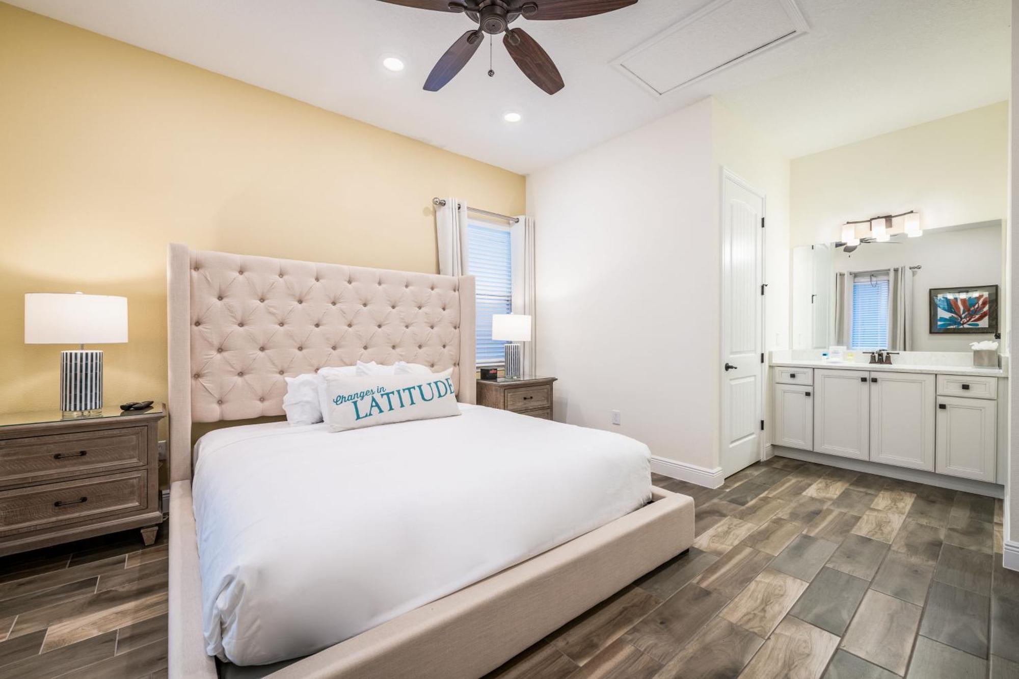 Brilliant With Private Pool Near With Margaritaville Island H2o Access - 8033st