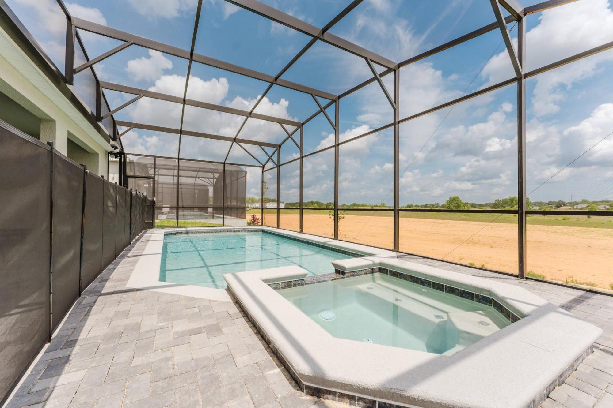 Holiday home Stunning 8br Pool Gameroom Minutes To