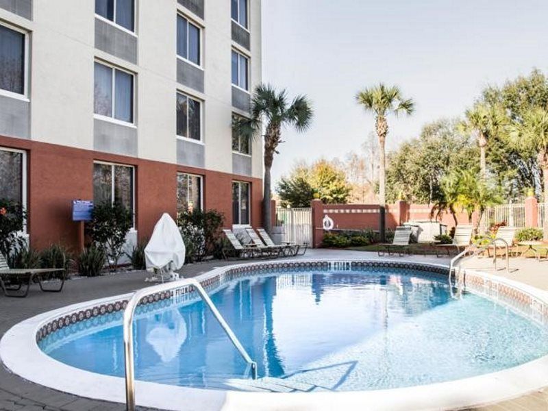 Hotel Spark By Hilton Near Universal