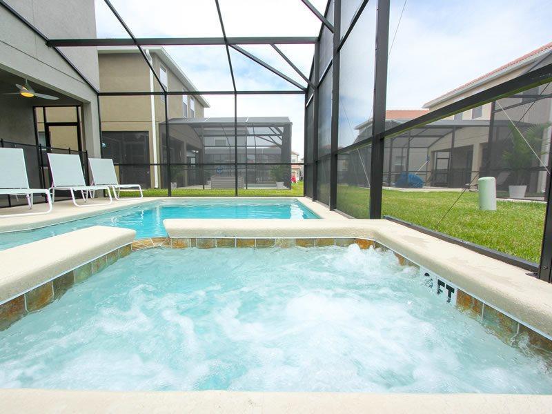 6 Bedroom 5 Bath Paradise Palms Pool That Sleeps 14 Holiday home
