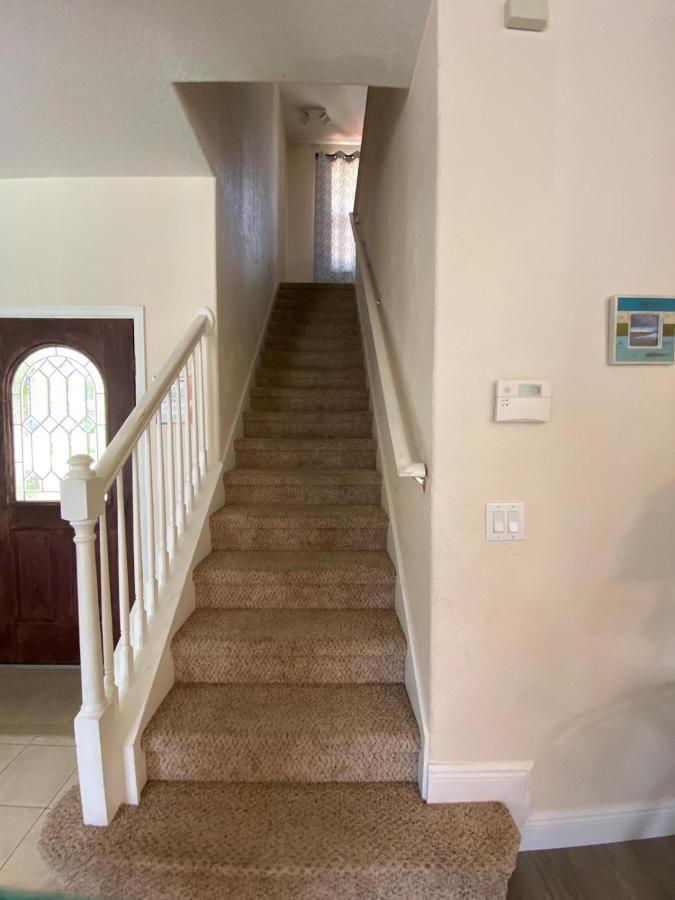 Eagle Villa *