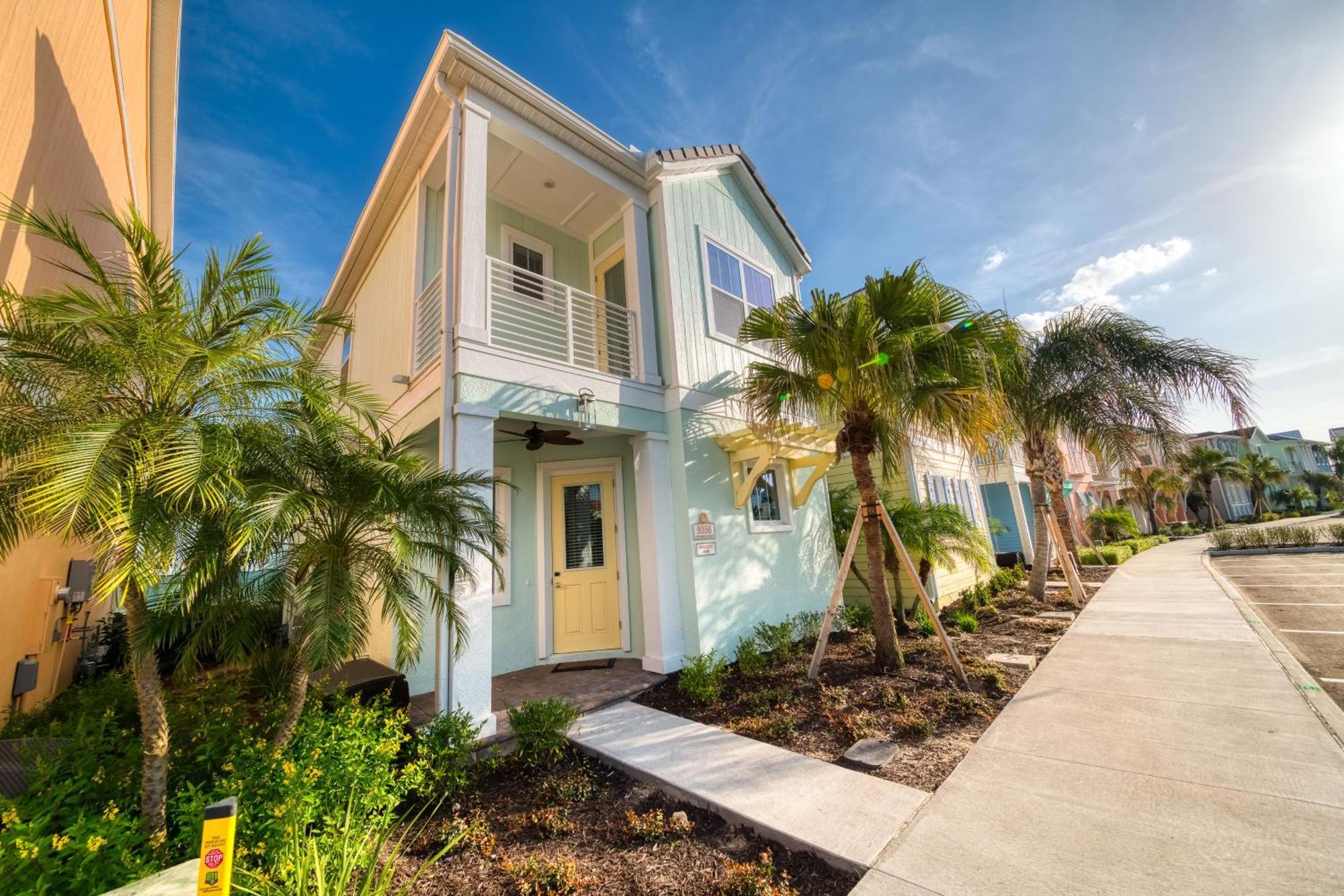 Cozy With Hot Tub Near With Margaritaville Island H2o Access - 8056dr