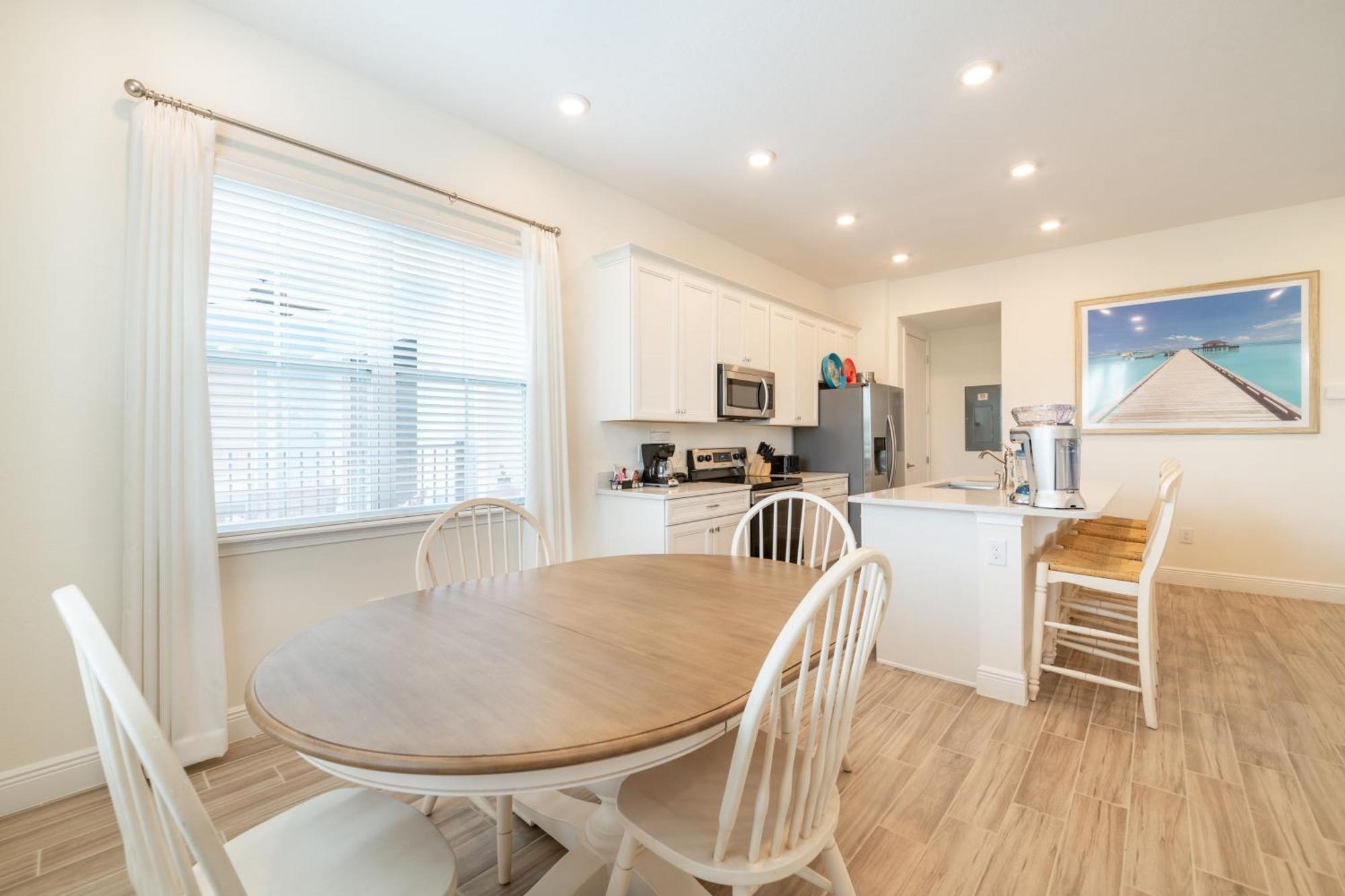 Paradise With Private Pool Near And Margaritaville Island H20 Waterpark Access - 7989su Holiday home *