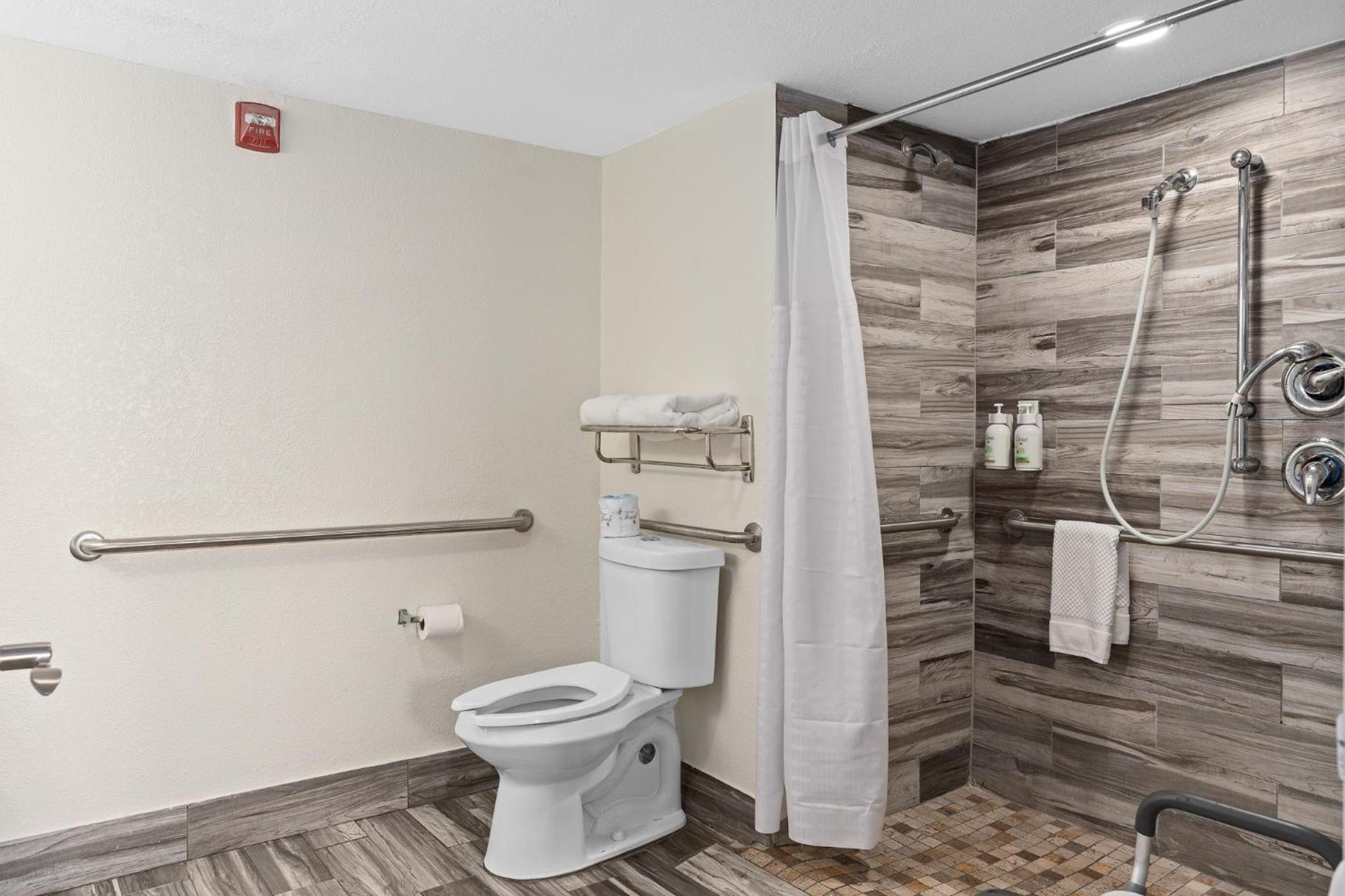 Baymont By Wyndham Downtown Hotel Orlando