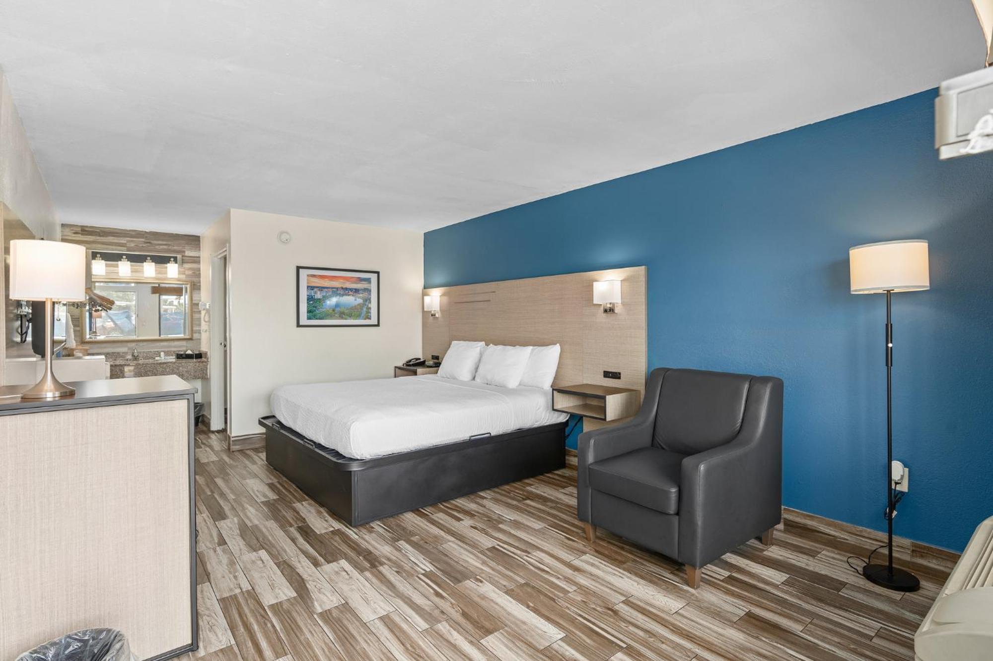 Hotel Baymont By Wyndham Downtown 2*
