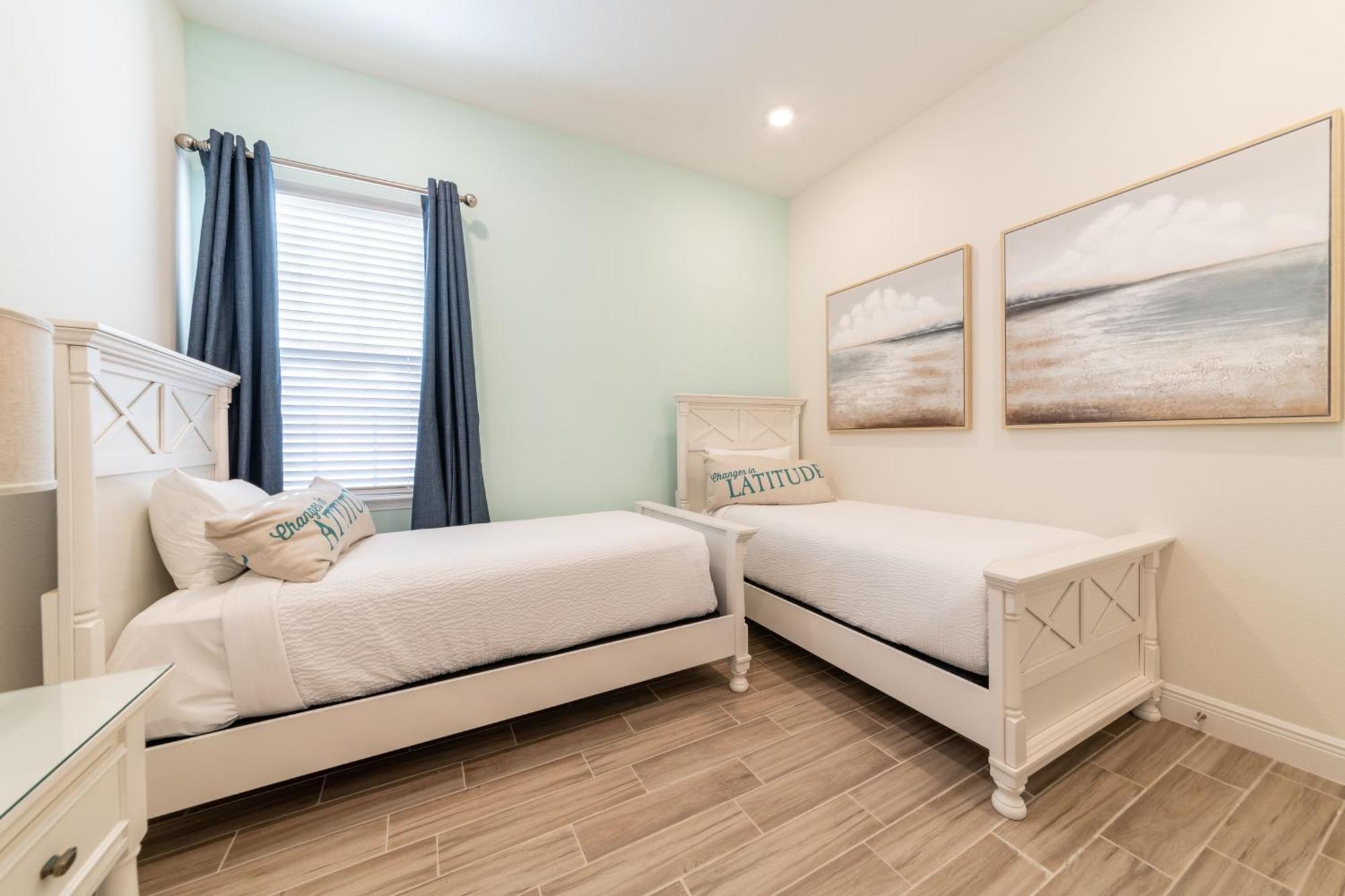 Waterfront With Private Pool Near And Margaritaville Island H20 Access - 7985su Holiday home