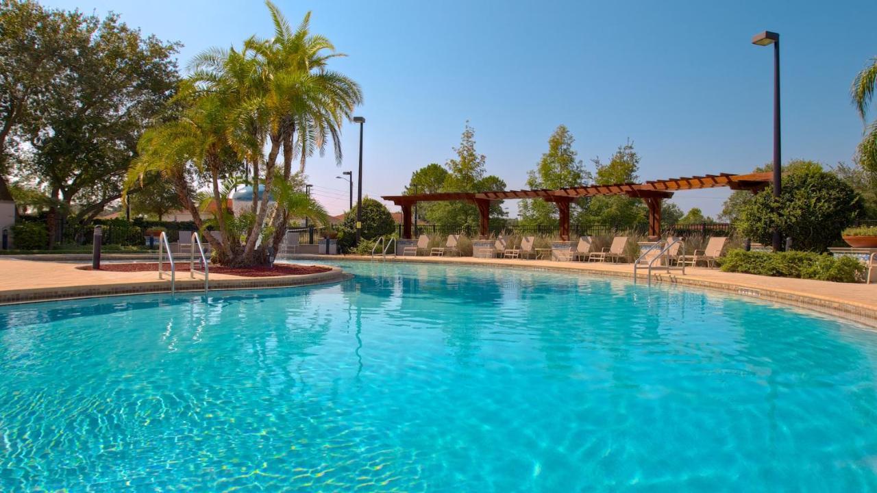 Pousada Lincoln Townhome At Lucaya Near