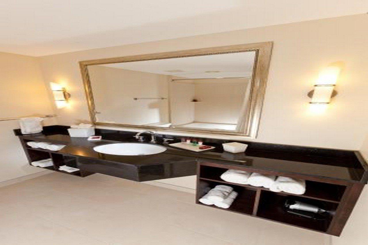 Ramada Plaza By Wyndham & Intl Drive - Newly Renovated! Resort Orlando