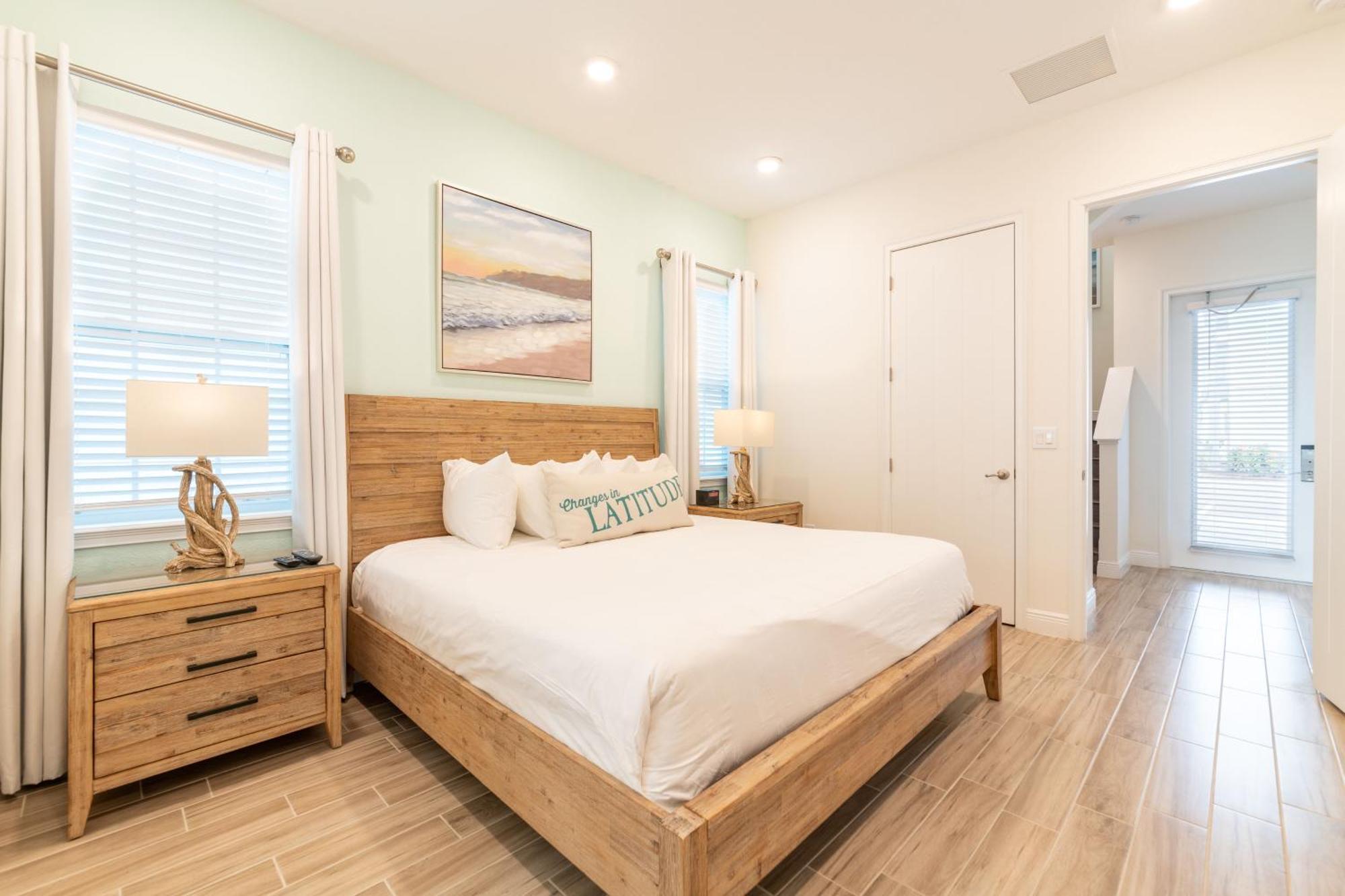 Waterfront With Private Pool Near And Margaritaville Island H20 Access - 7985su Holiday home