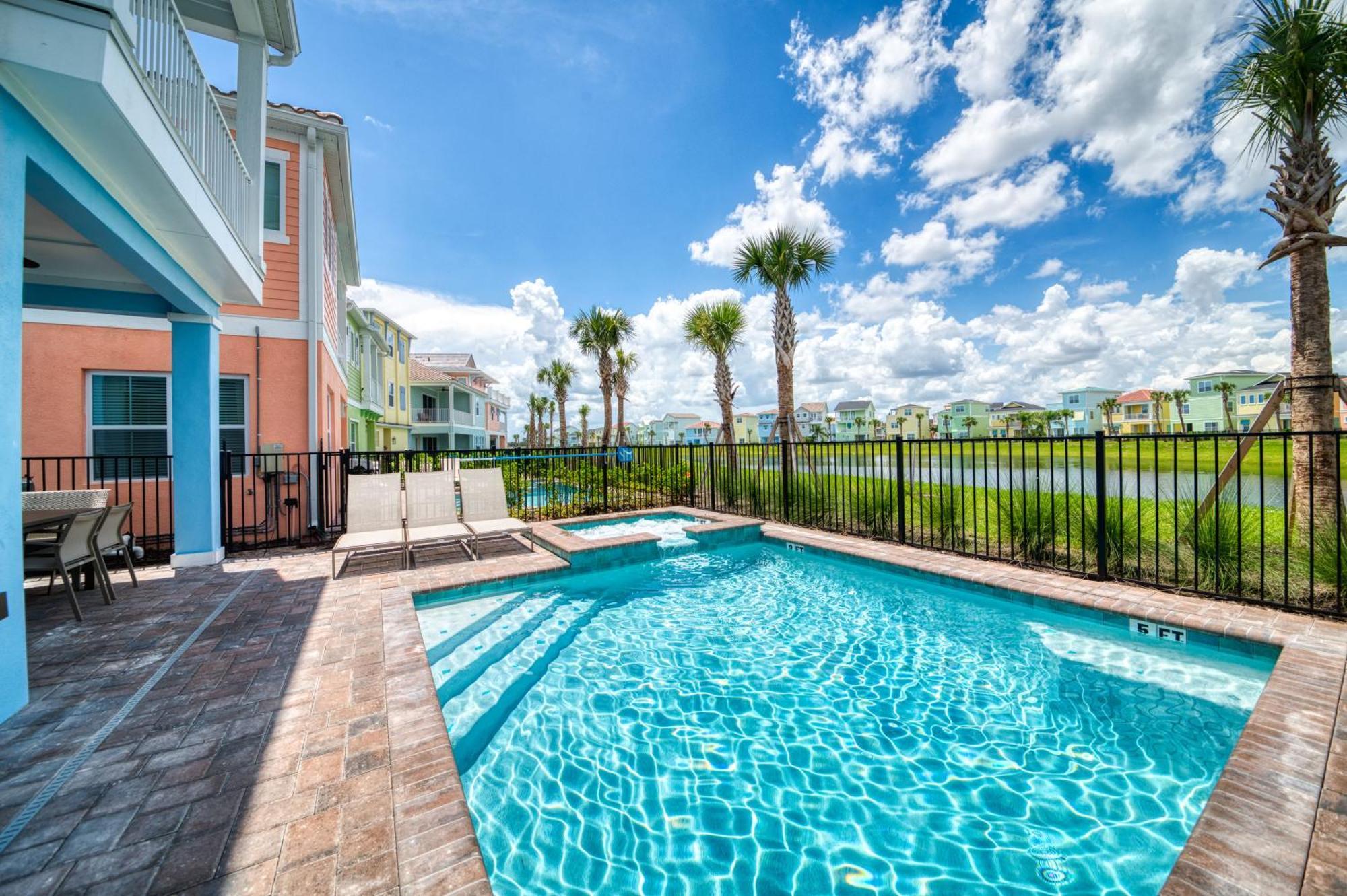 Holiday home Waterfront With Private Pool Near And Margaritaville Island H20 Access - 7985su